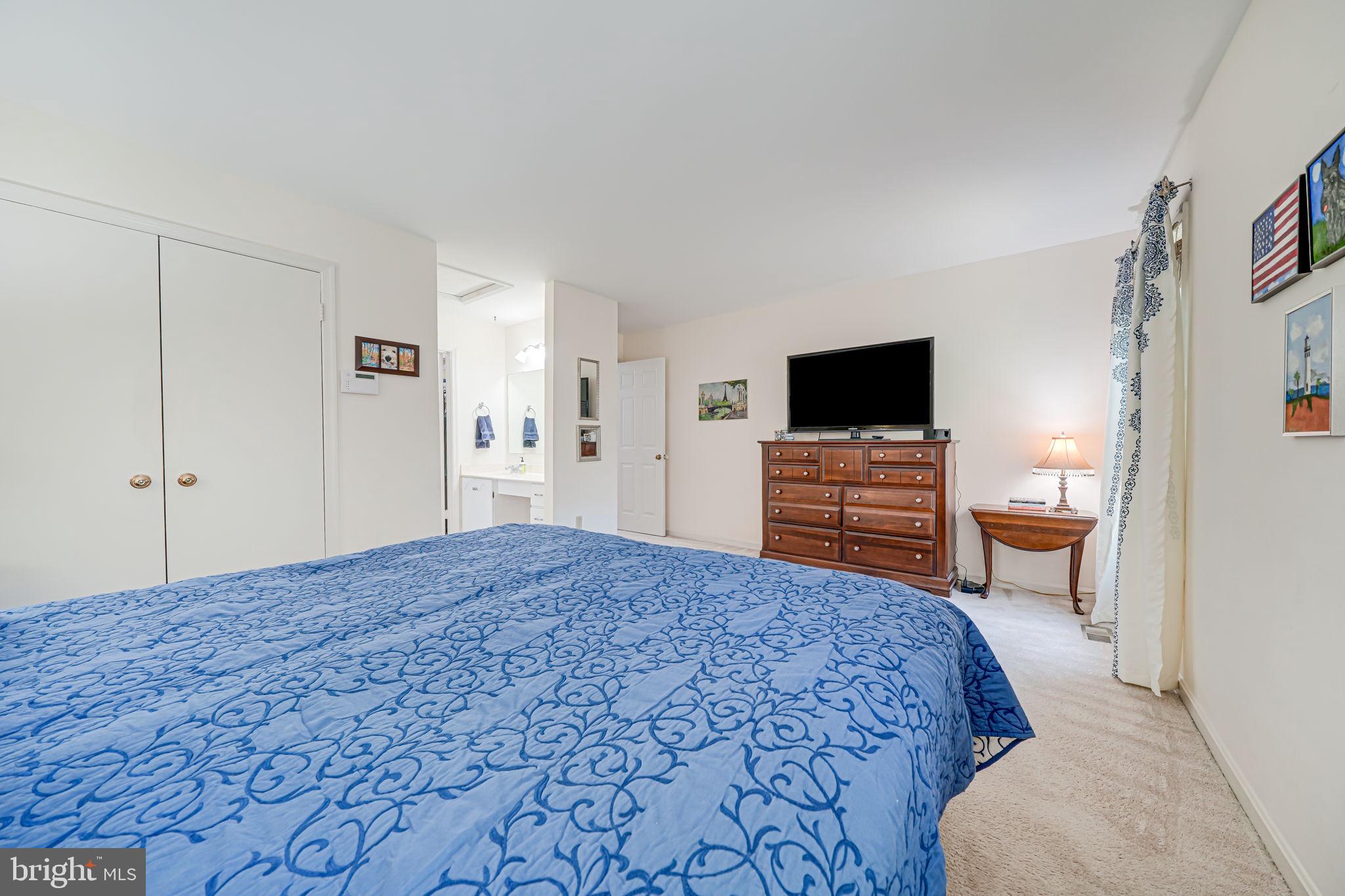 BURKE CENTRE - Residential