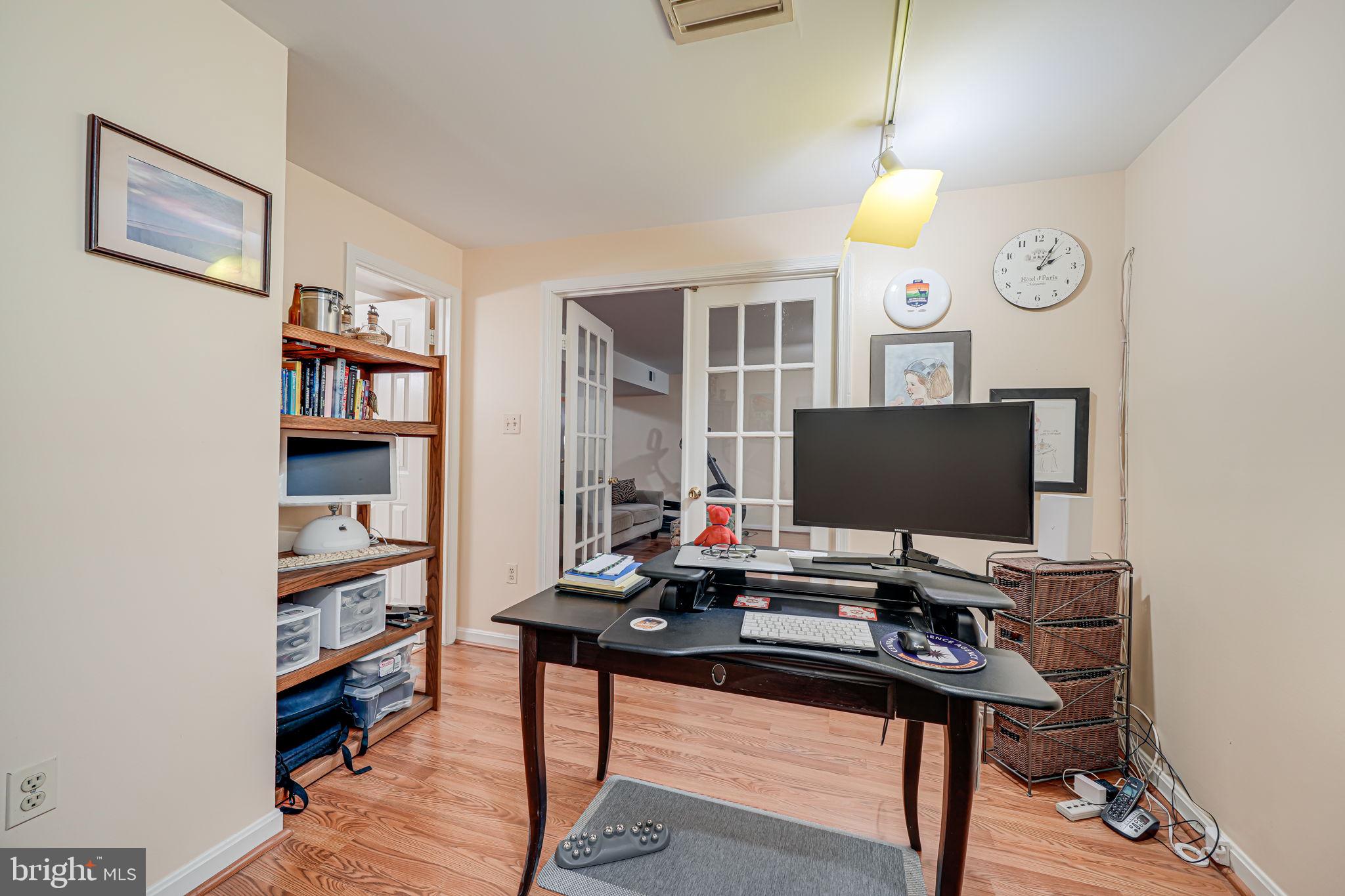 BURKE CENTRE - Residential