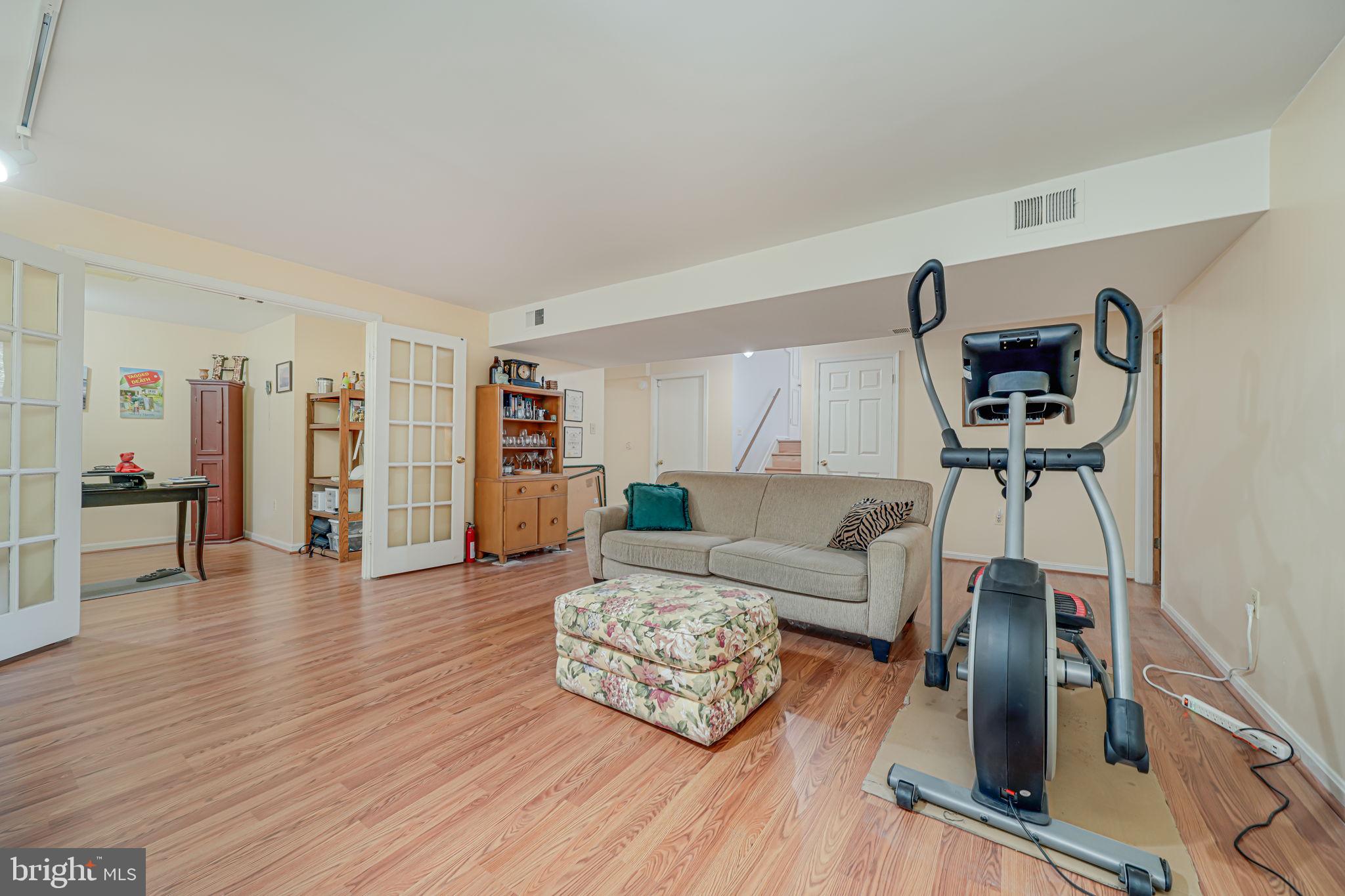 BURKE CENTRE - Residential