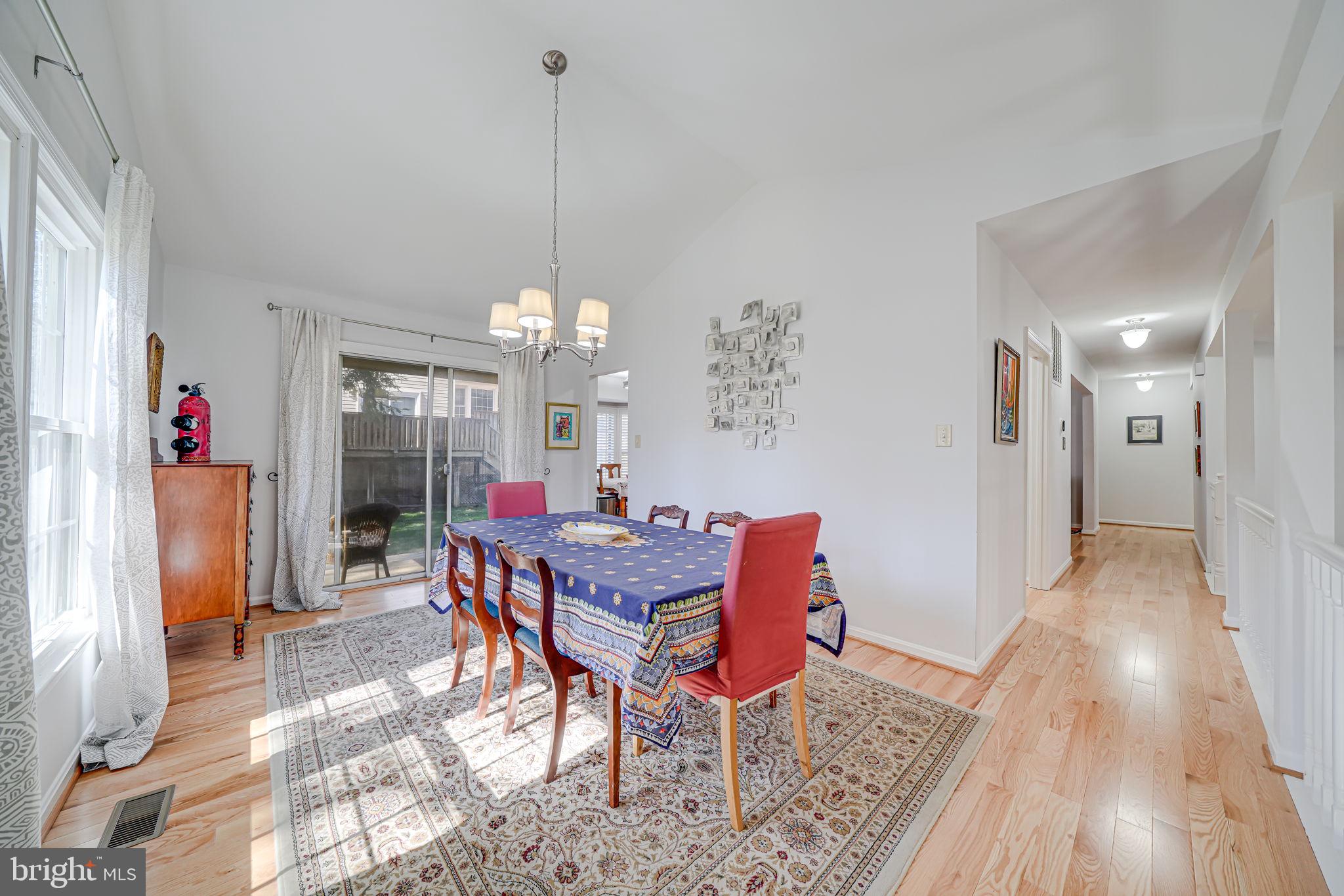 BURKE CENTRE - Residential