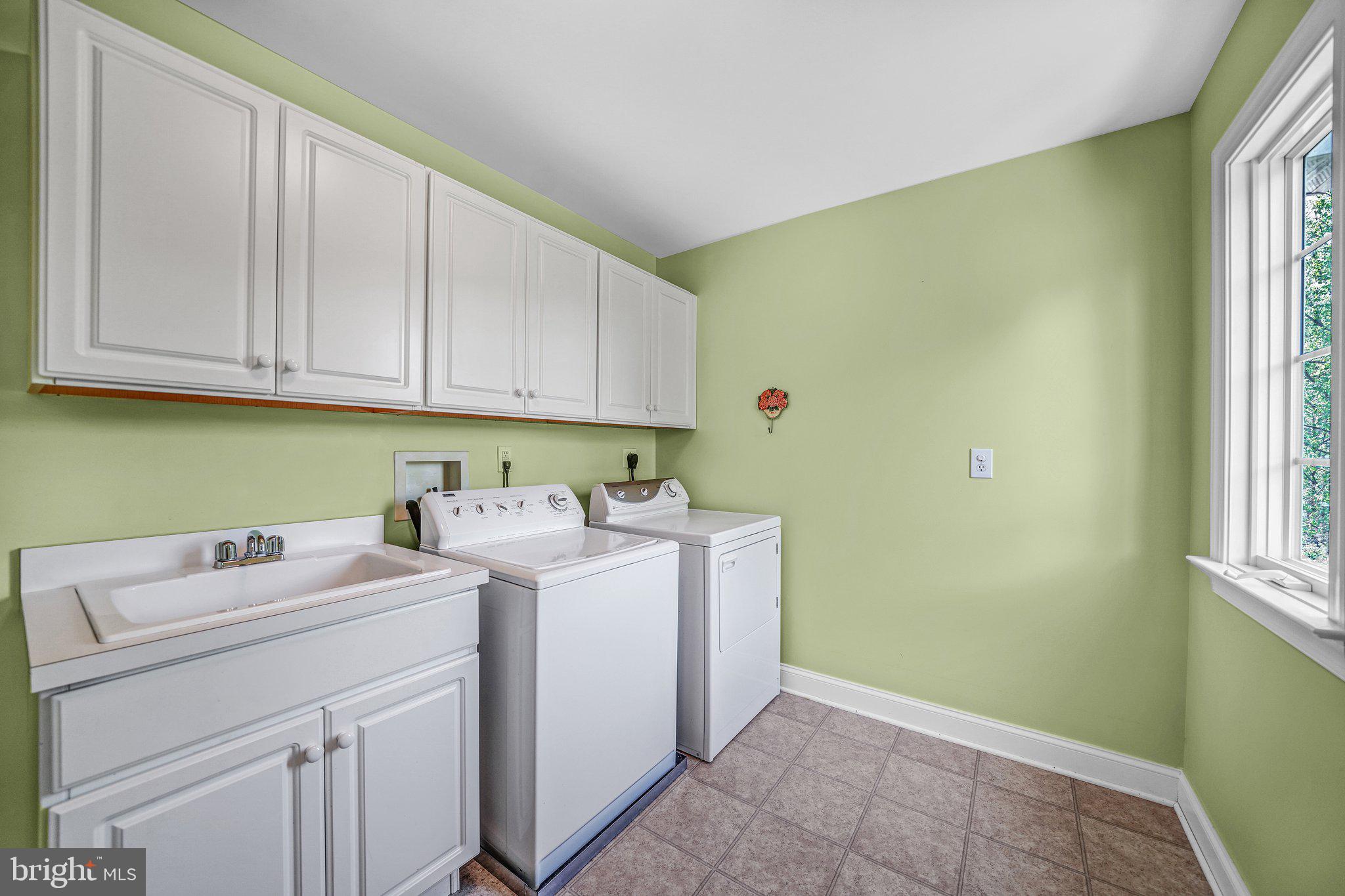 SAGE HILL - Residential