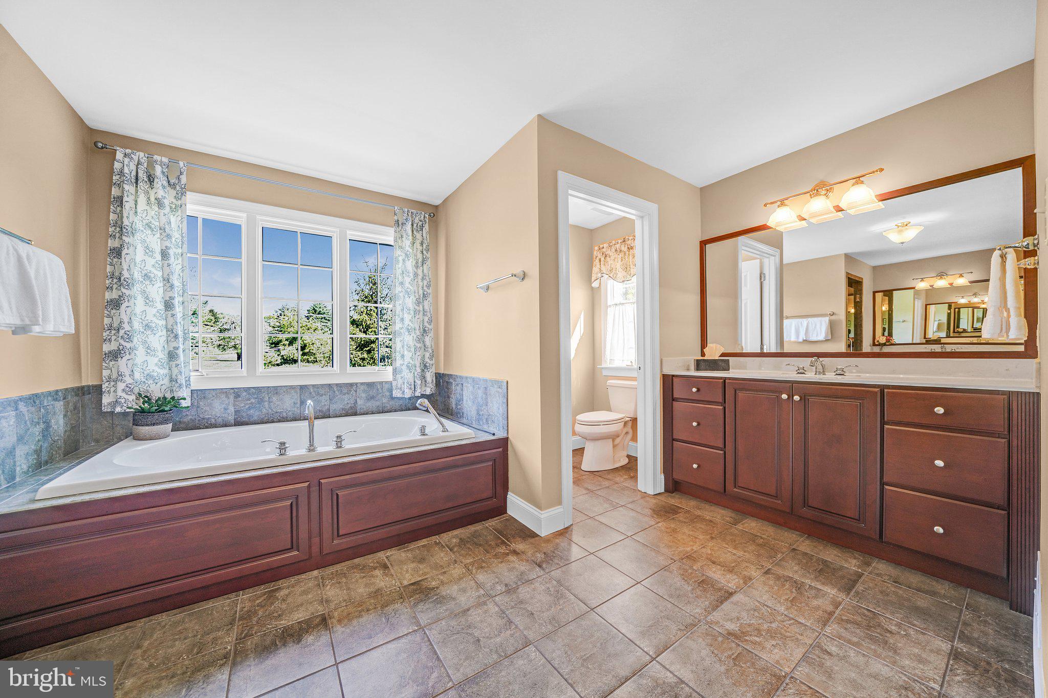 SAGE HILL - Residential