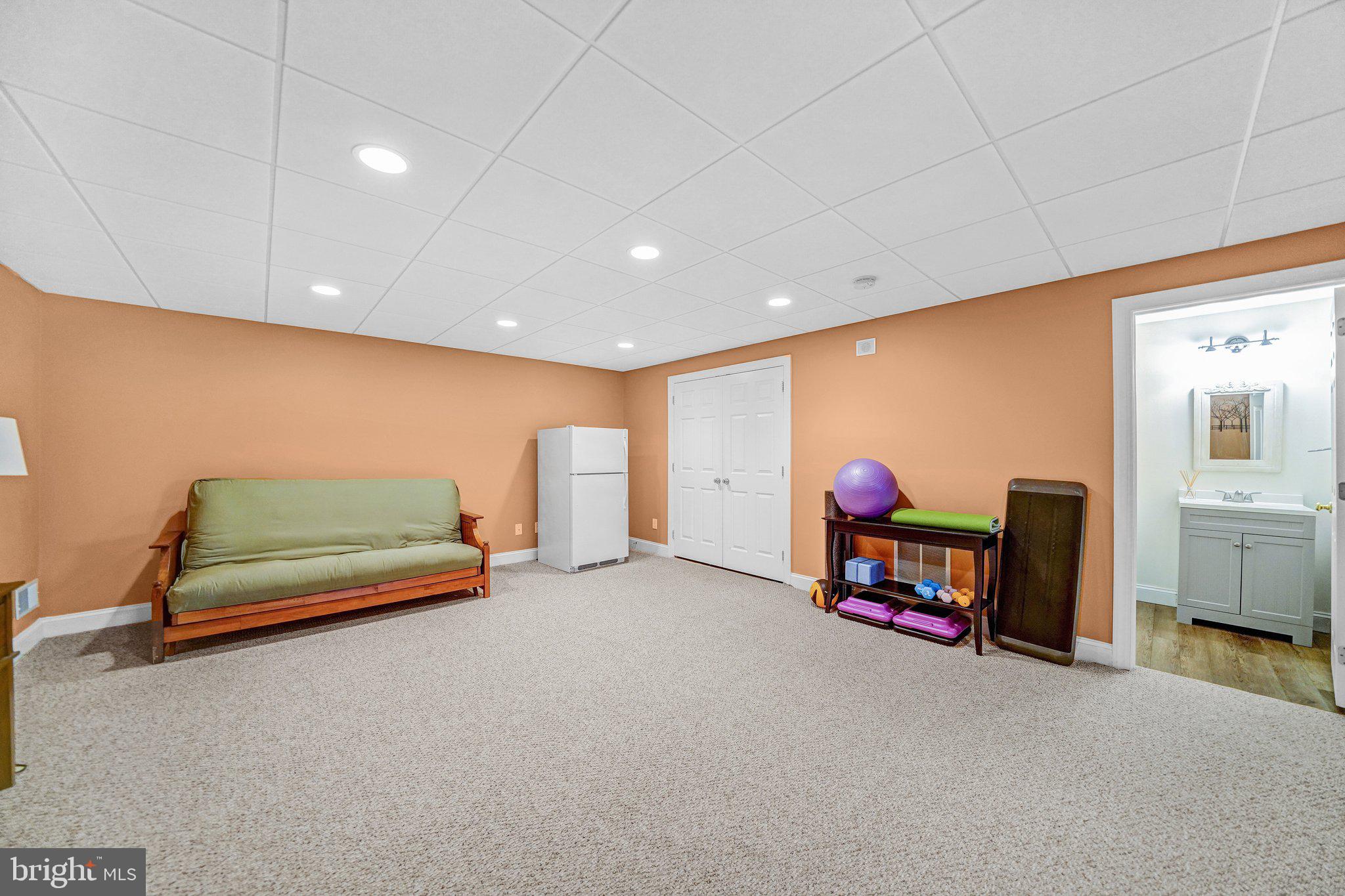 SAGE HILL - Residential