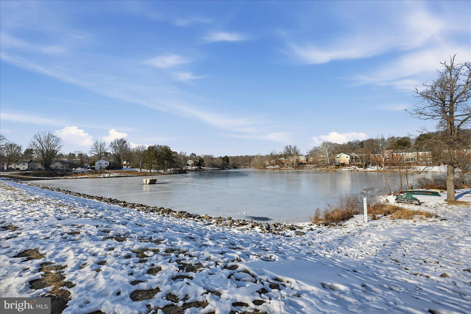 LAKE BRADDOCK - Residential