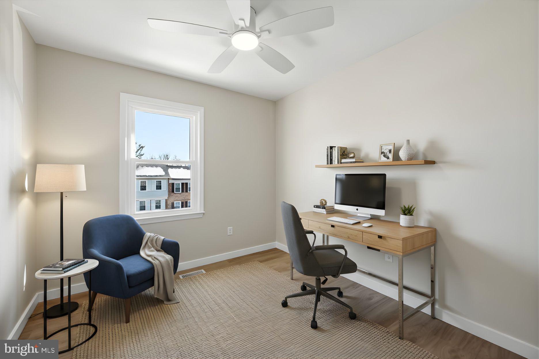 LAKE BRADDOCK - Residential