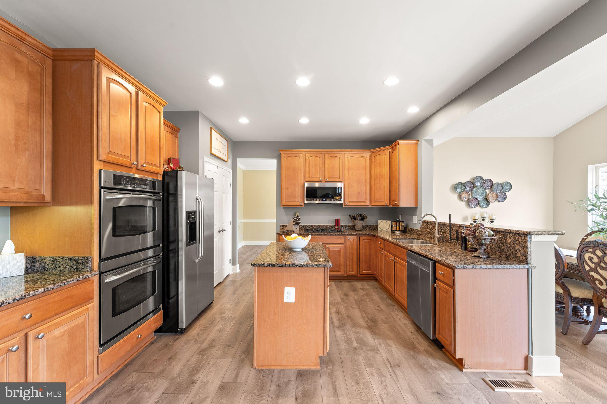 MEADOWS AT MORRIS FARM - Residential