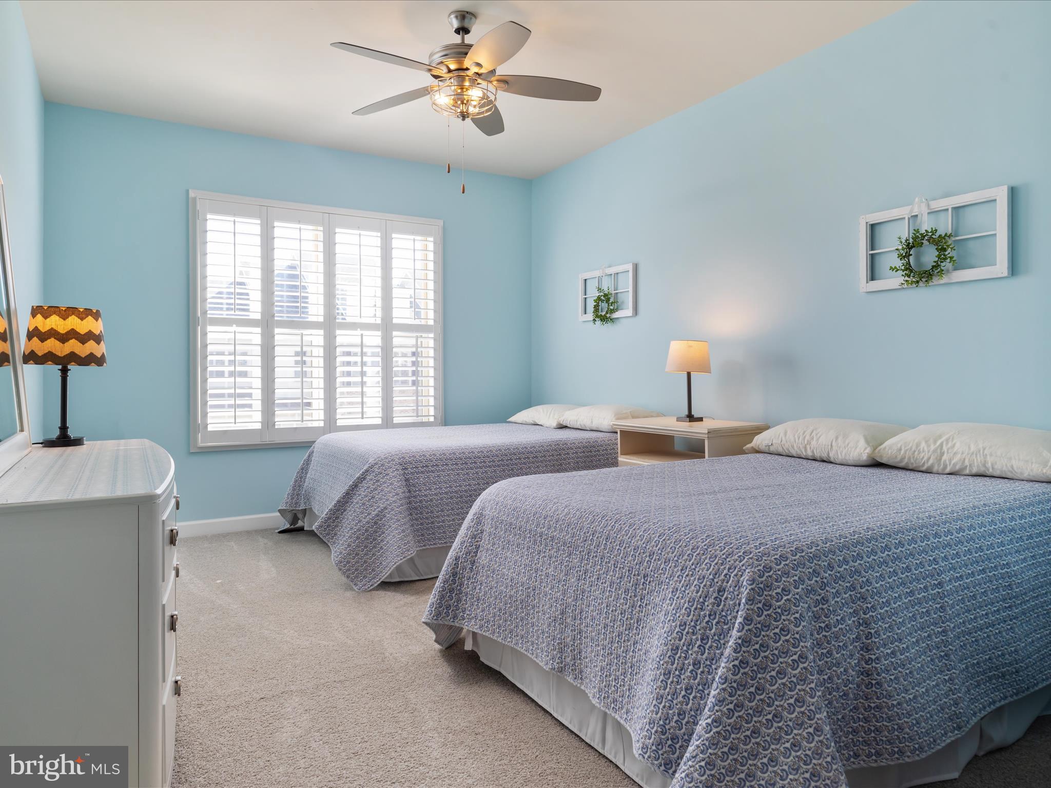 THE VISTAS AT LANSDOWNE - Residential