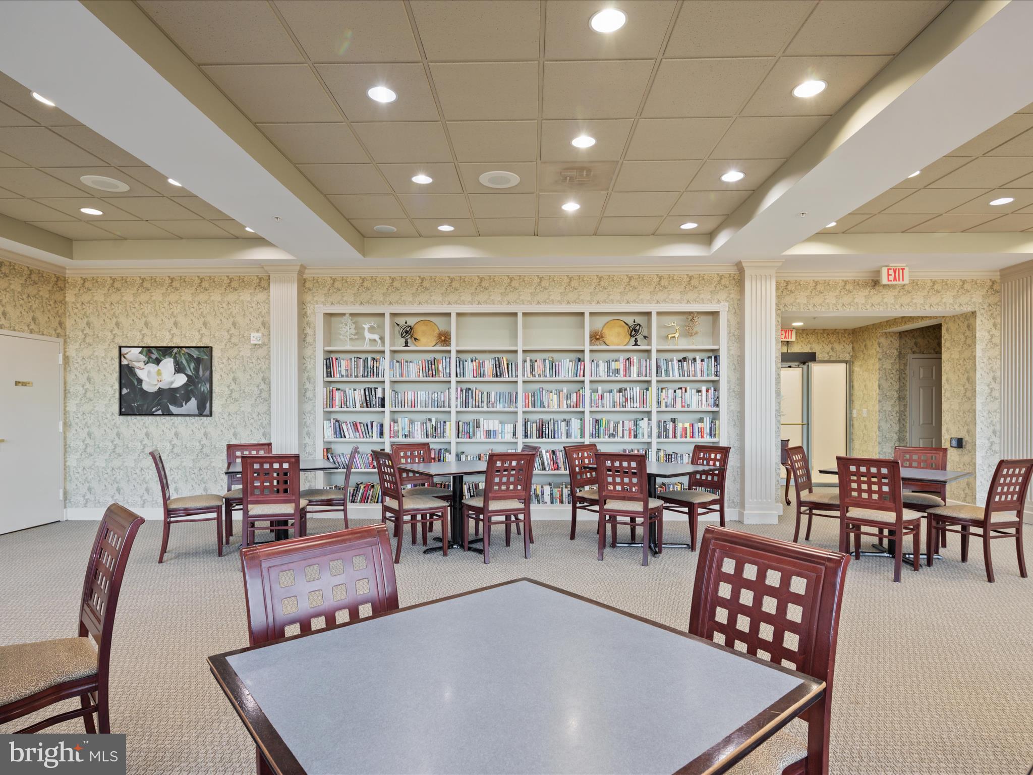 THE VISTAS AT LANSDOWNE - Residential