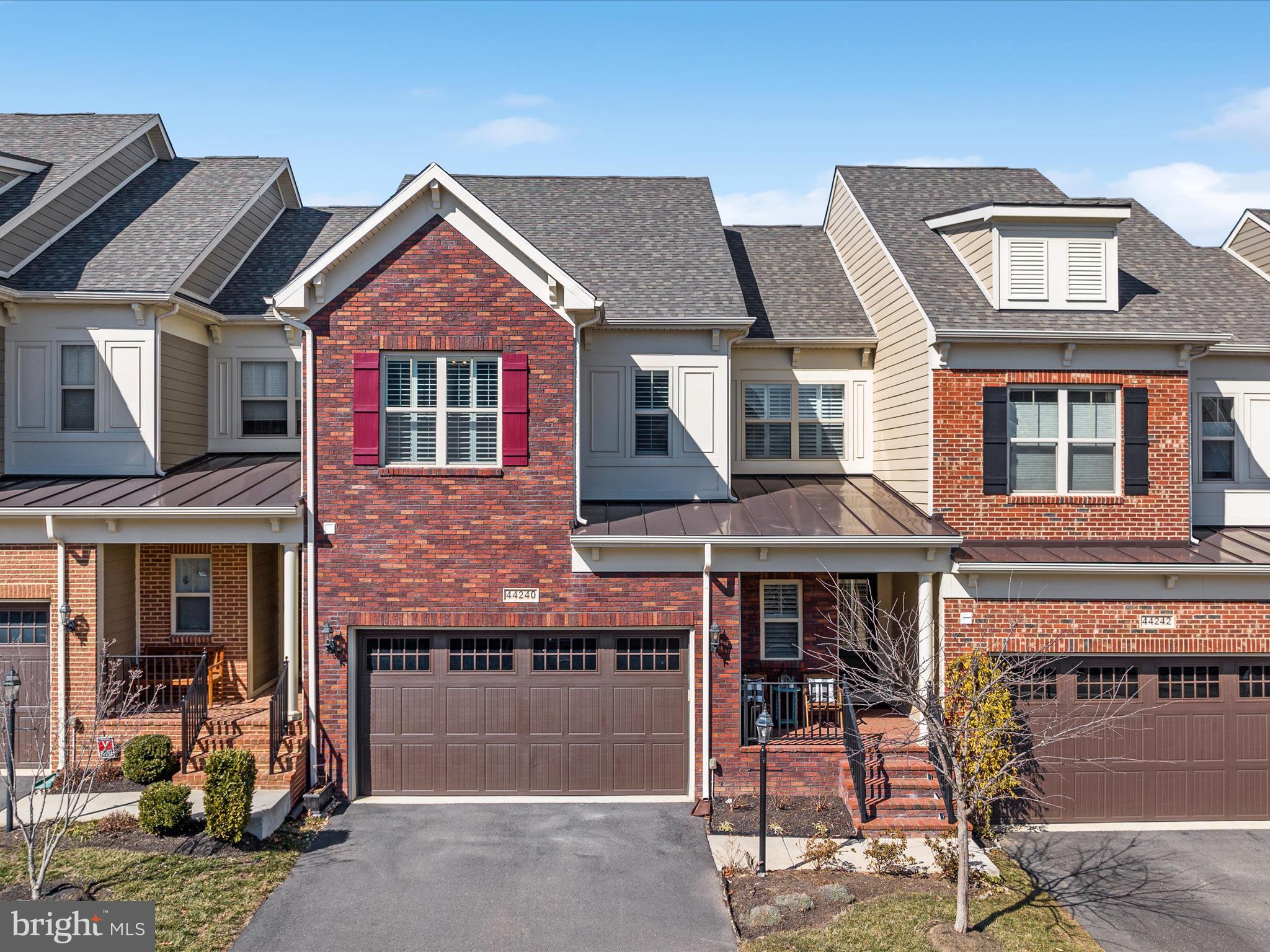 THE VISTAS AT LANSDOWNE - Residential