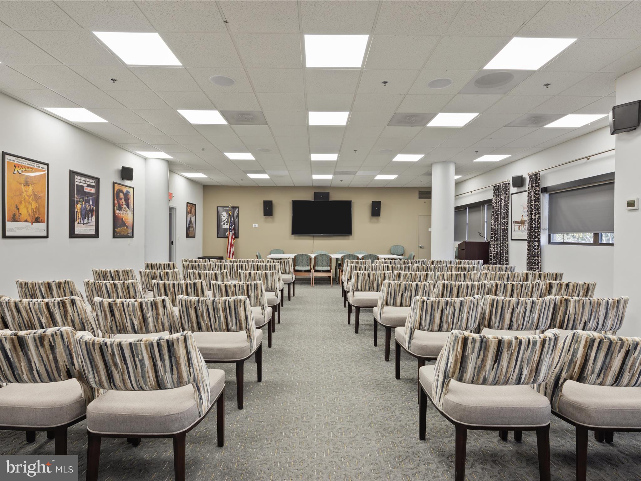 THE VISTAS AT LANSDOWNE - Residential