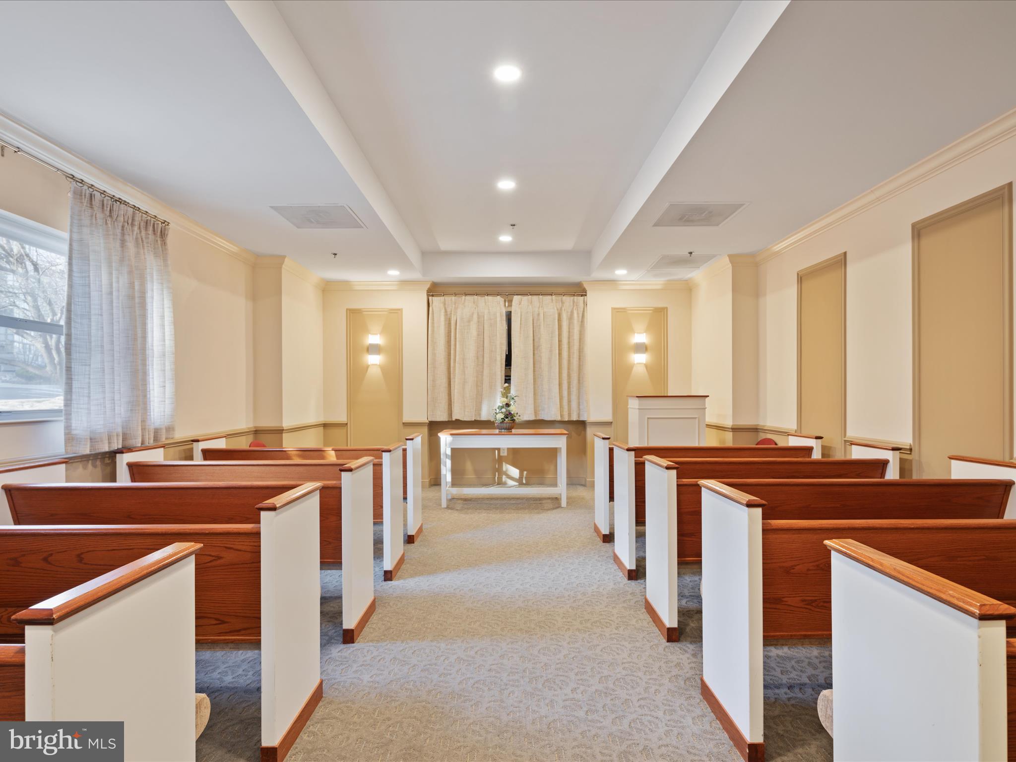 THE VISTAS AT LANSDOWNE - Residential