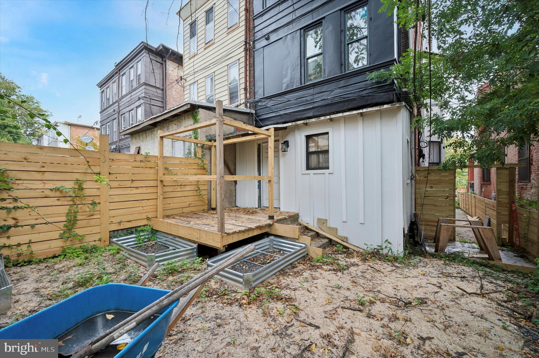 CEDAR PARK - Residential Income