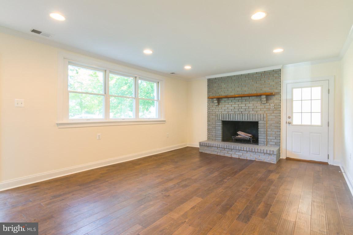 CAPE ST CLAIRE - Residential Lease