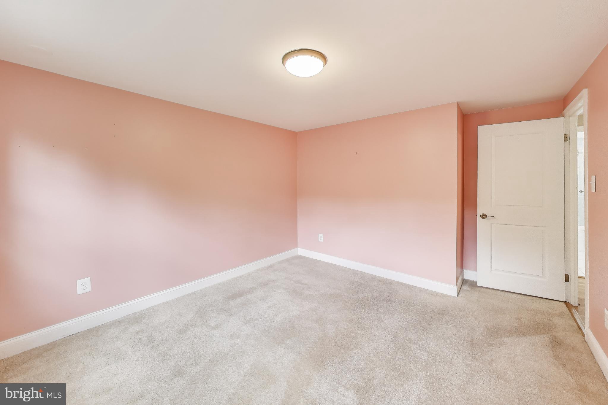 STRATHMORE AT BEL PRE - Residential Lease