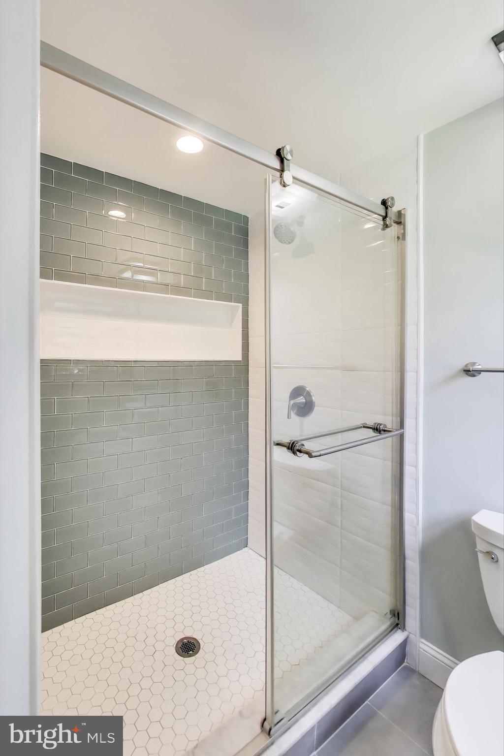 STRATHMORE AT BEL PRE - Residential Lease