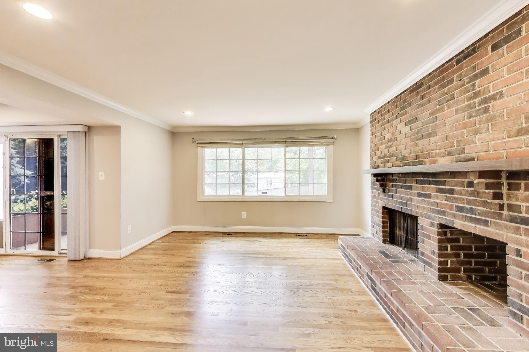 STRATHMORE AT BEL PRE - Residential Lease