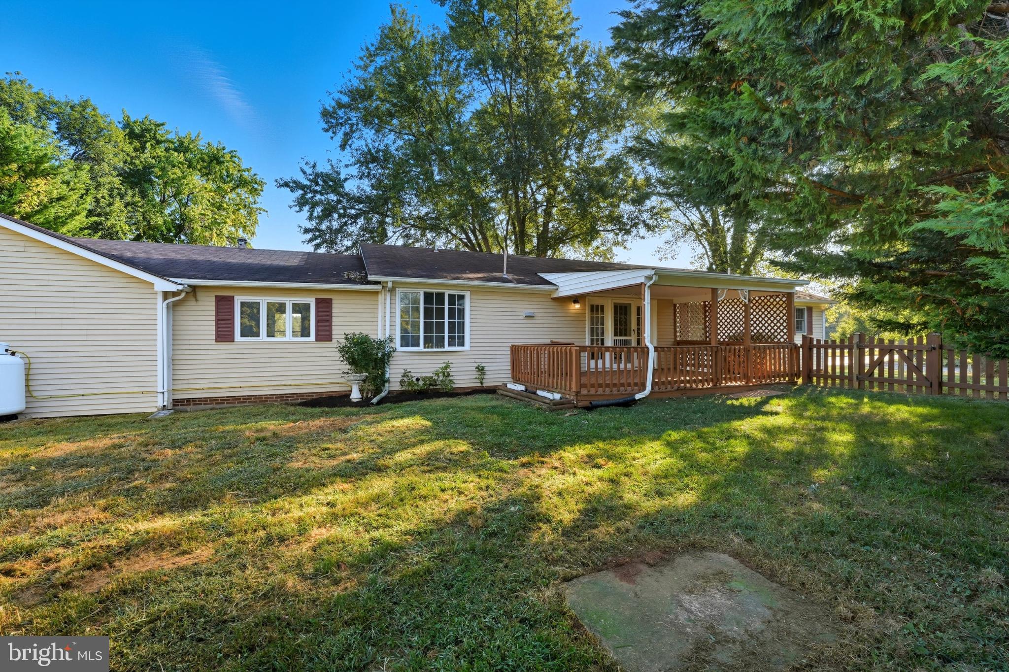 CRESTVIEW ESTATE - Residential