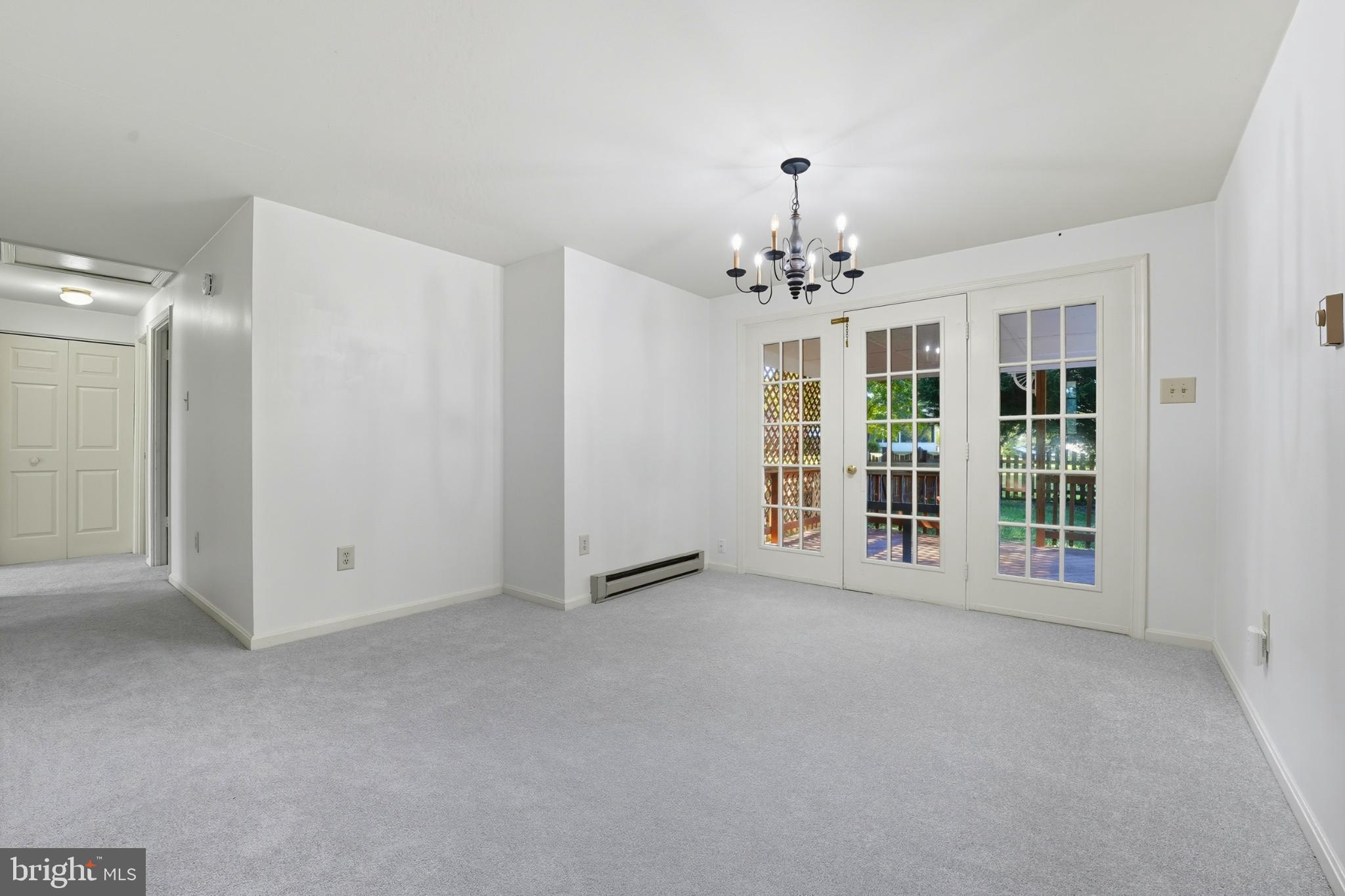 CRESTVIEW ESTATE - Residential