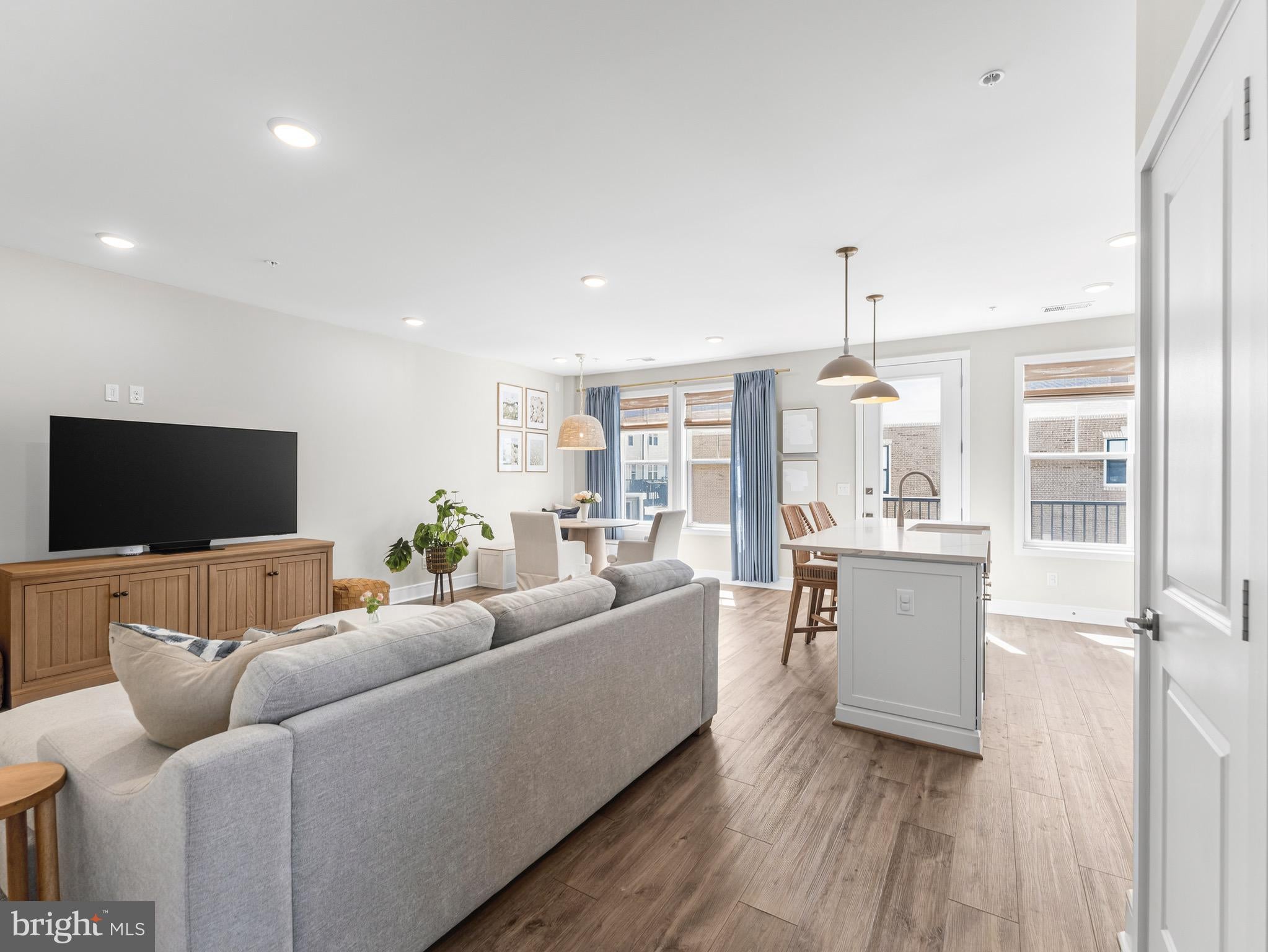 20801 LAMLASH TERRACE