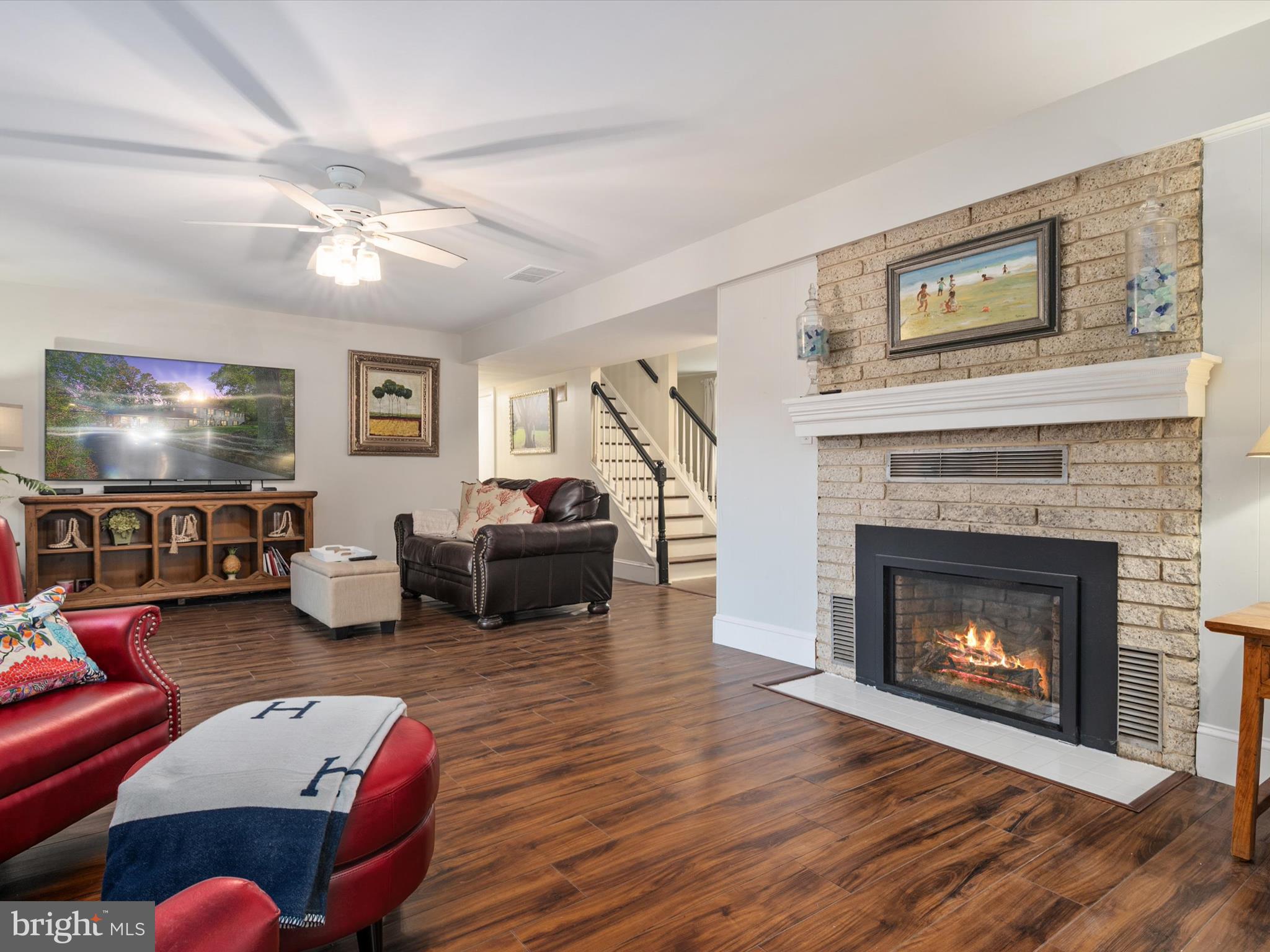 REGULARS - Residential