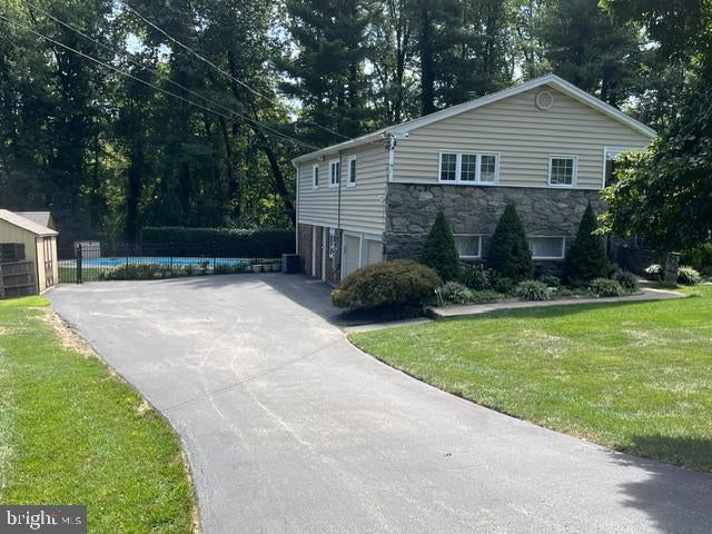 558 SPRAGUE ROAD