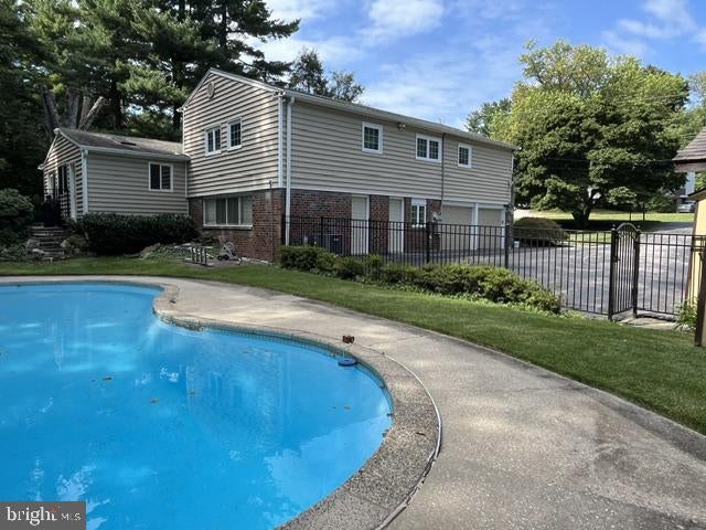 558 SPRAGUE ROAD