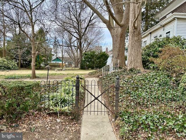 CHELTENHAM VIL - Residential