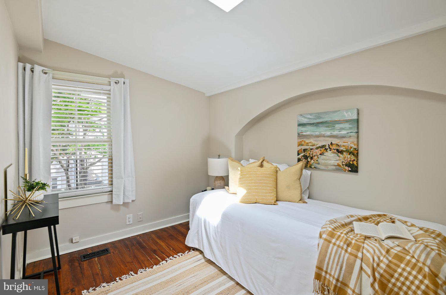 HISTORIC DISTRICT - Residential