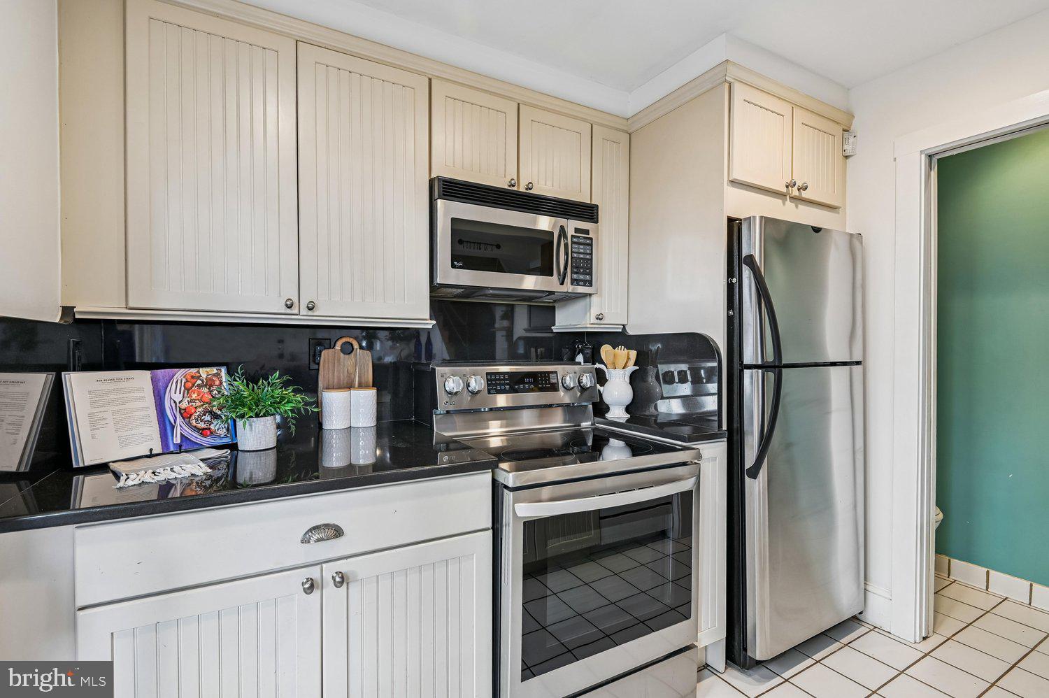 HISTORIC DISTRICT - Residential