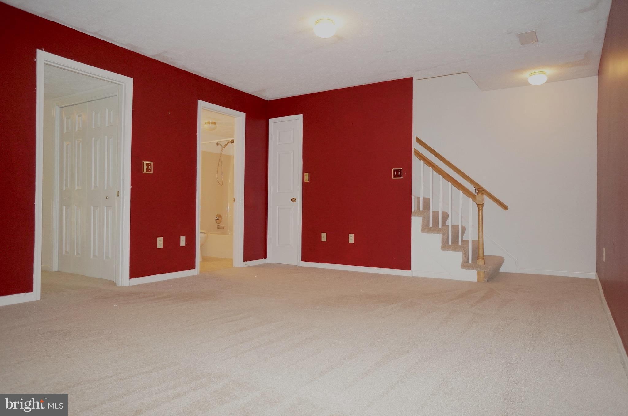 SPRING VALLEY - Residential