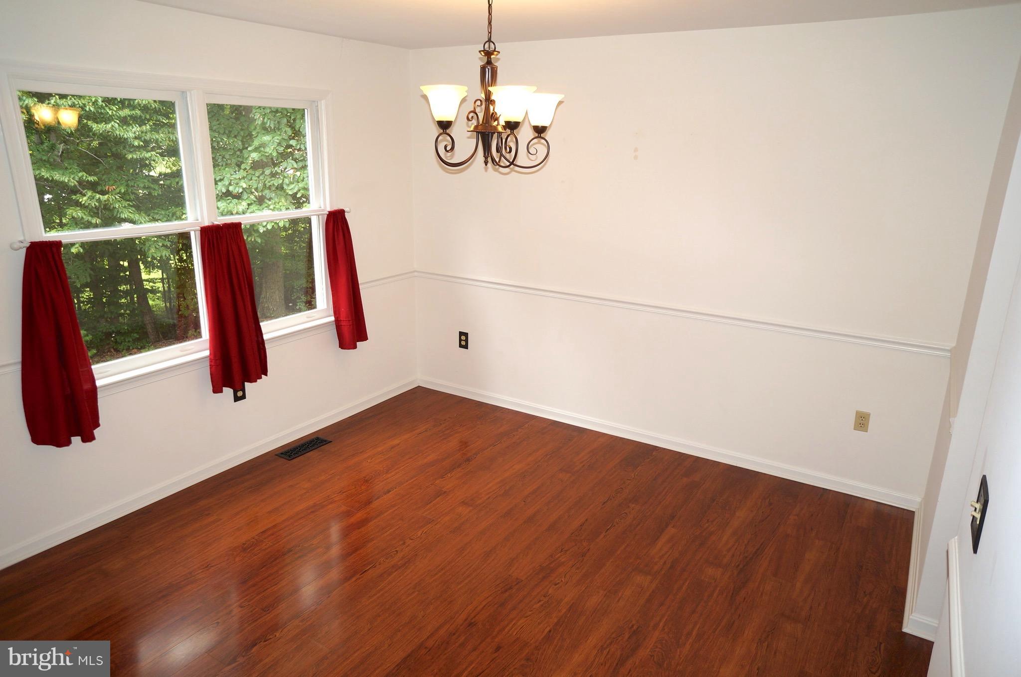 SPRING VALLEY - Residential