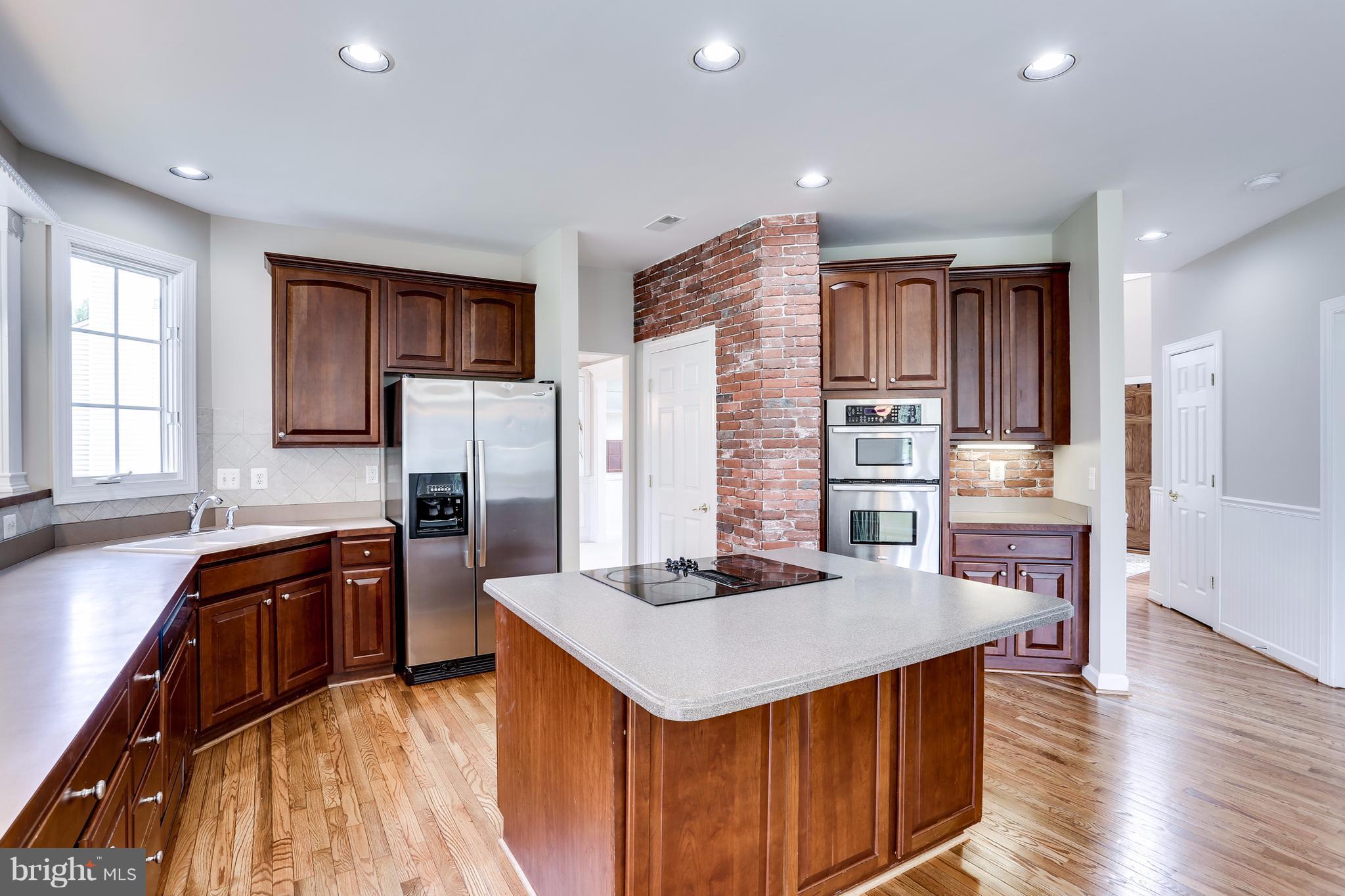 GROVEMONT - Residential Lease