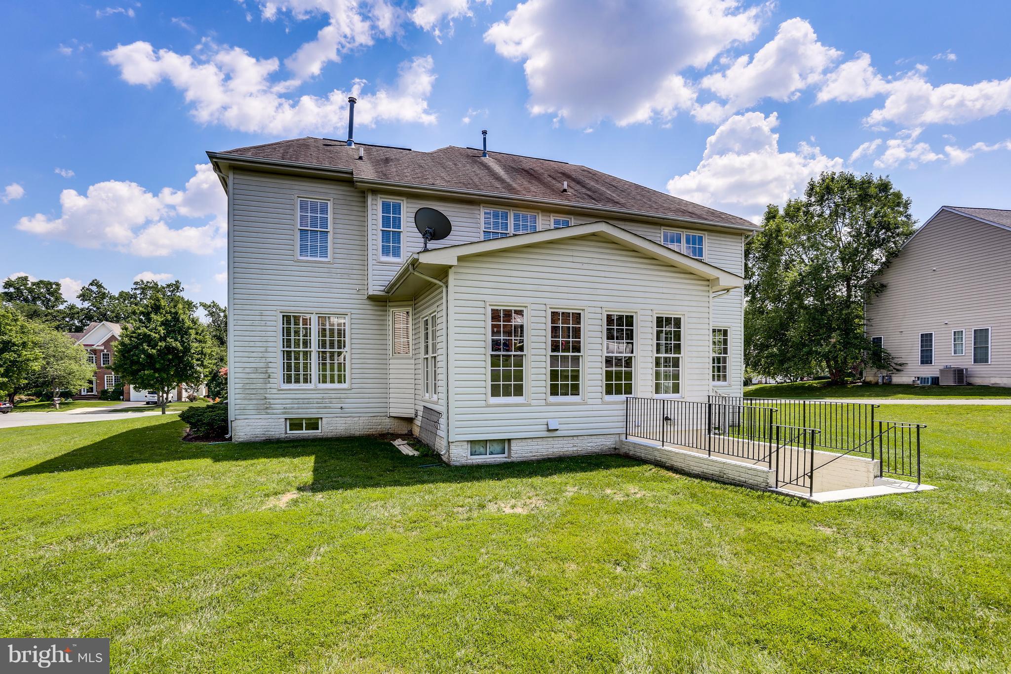 GROVEMONT - Residential Lease