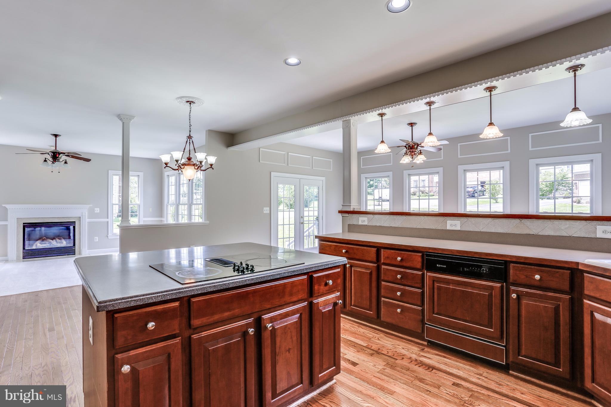 GROVEMONT - Residential Lease