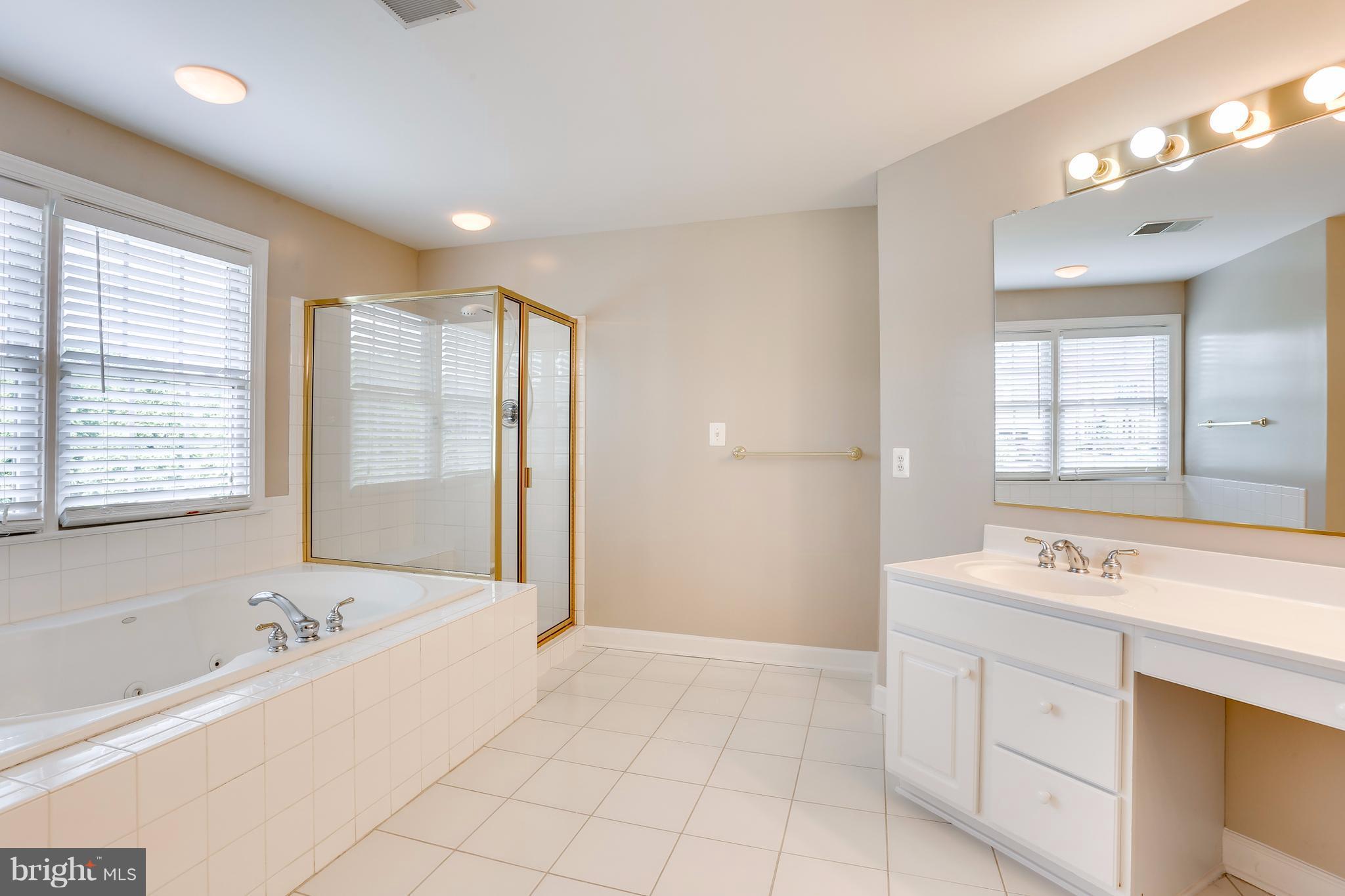 GROVEMONT - Residential Lease