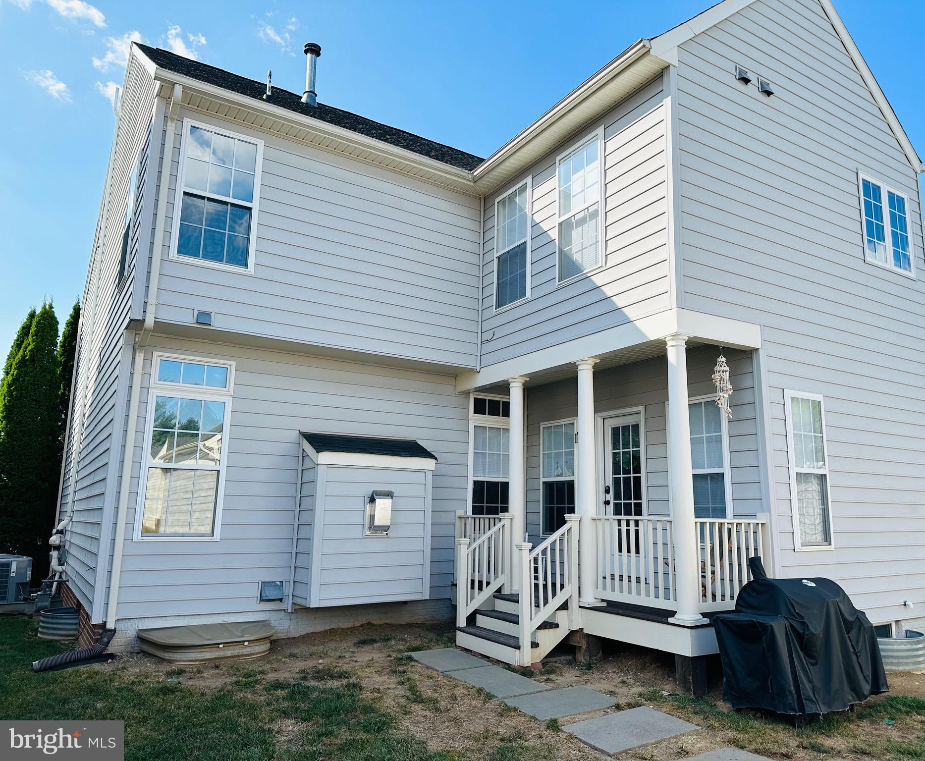 PORT POTOMAC - Residential