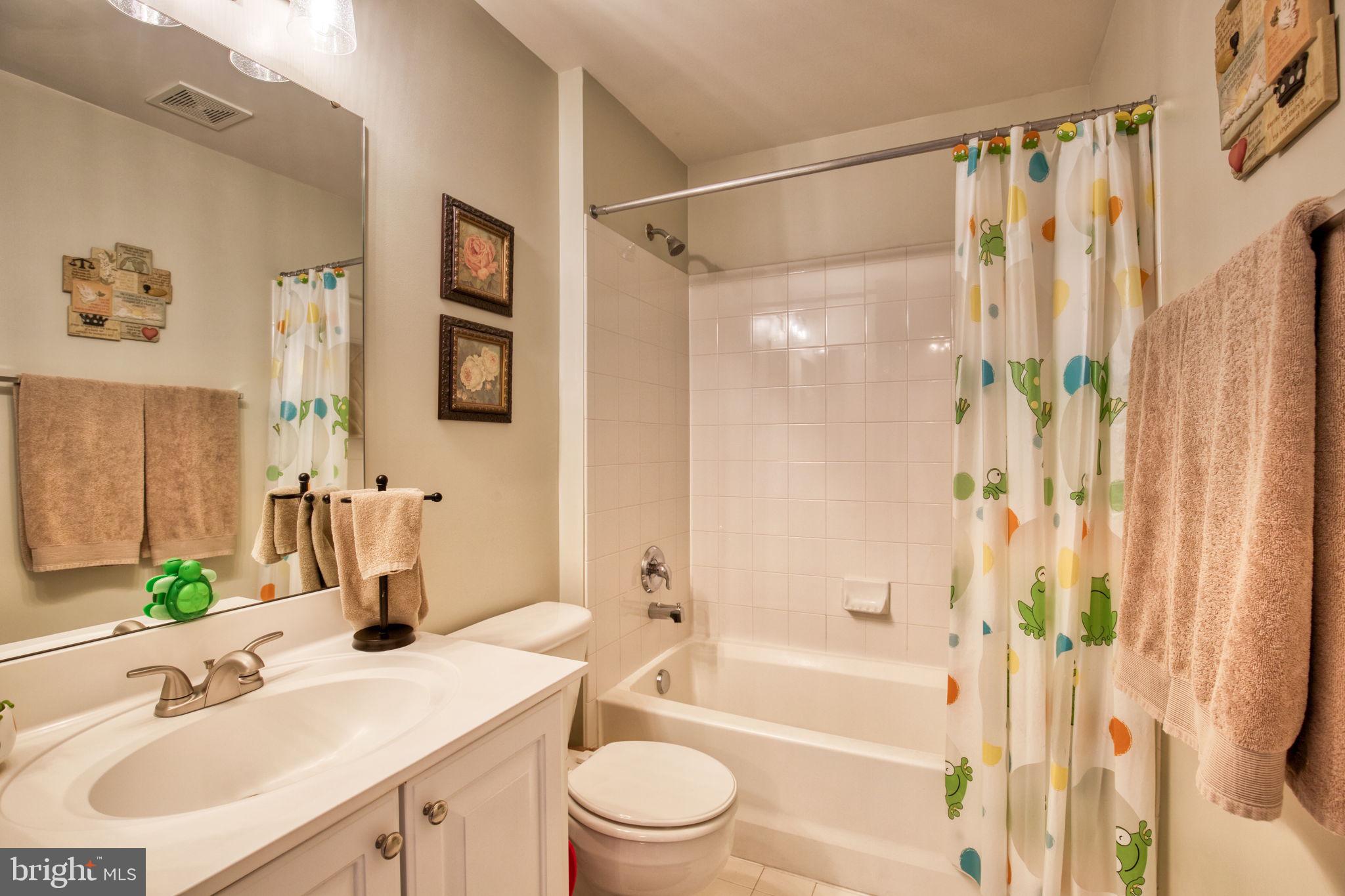 PORT POTOMAC - Residential