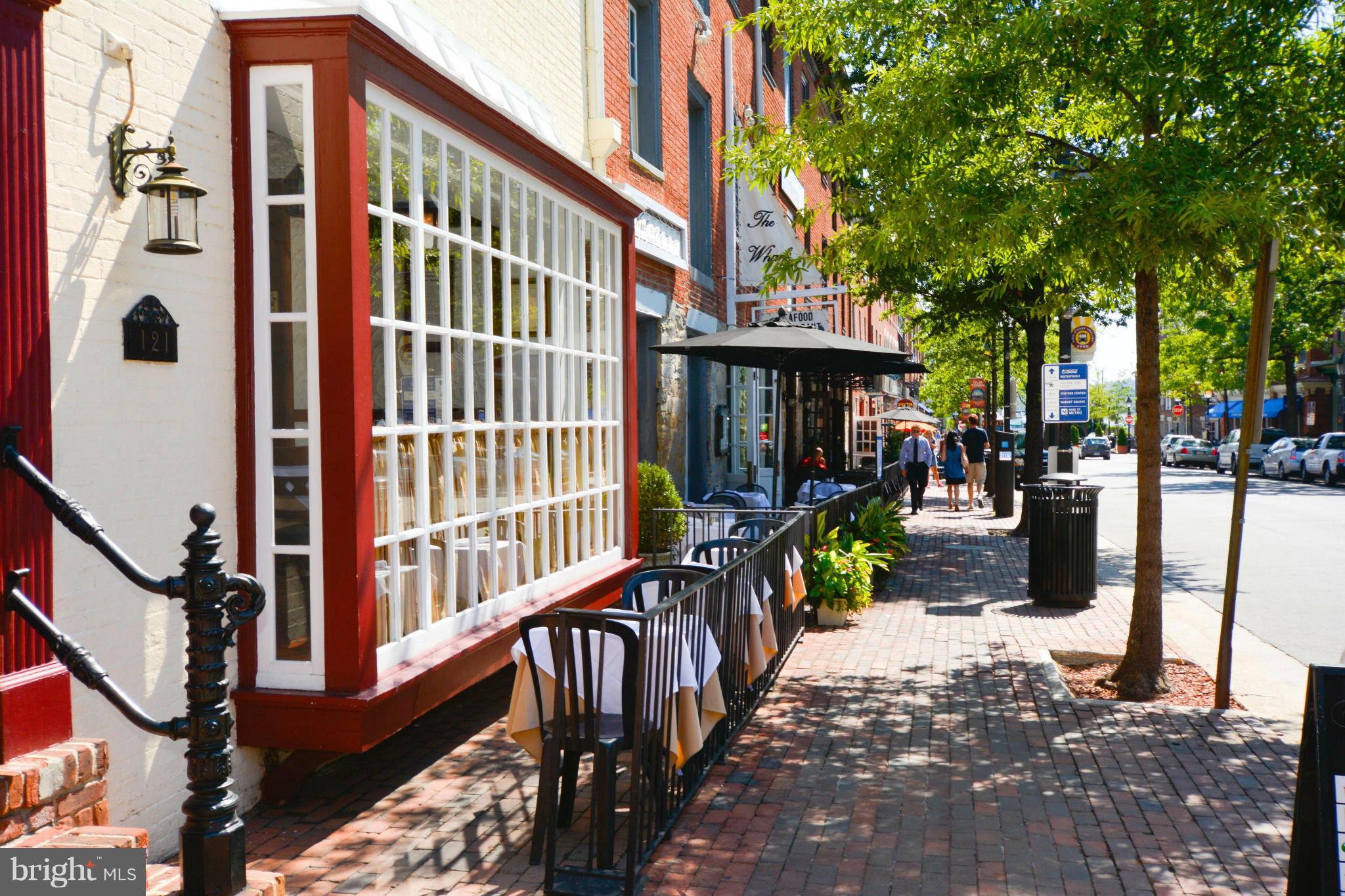 OLD TOWN ALEXANDRIA - Residential