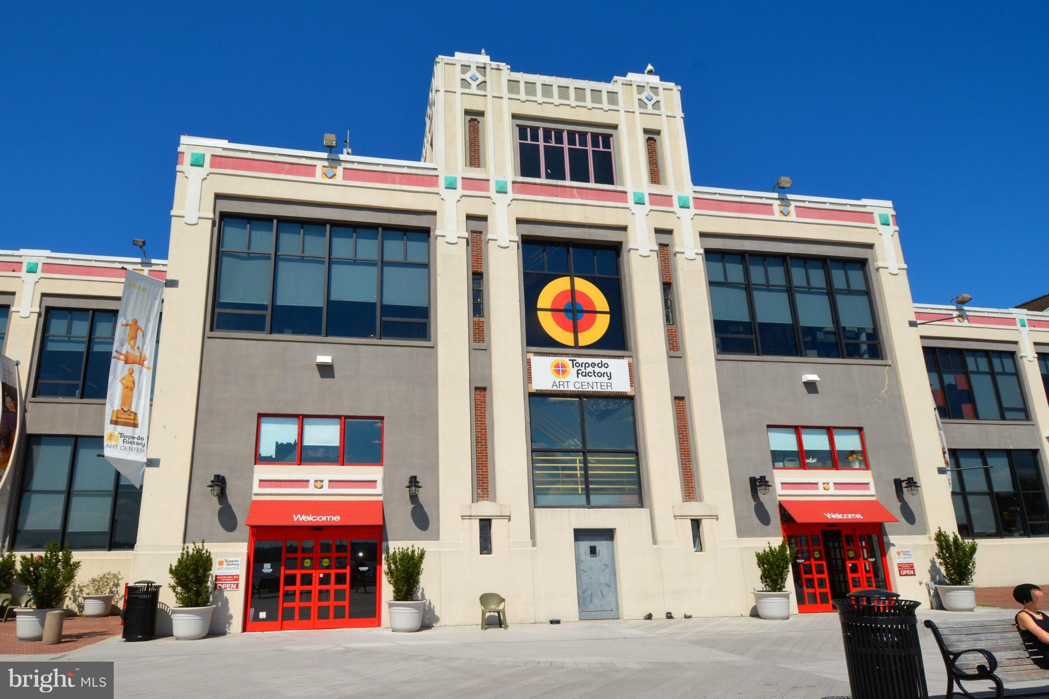 OLD TOWN ALEXANDRIA - Residential