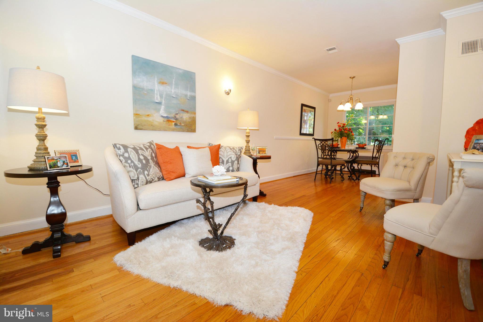 OLD TOWN ALEXANDRIA - Residential