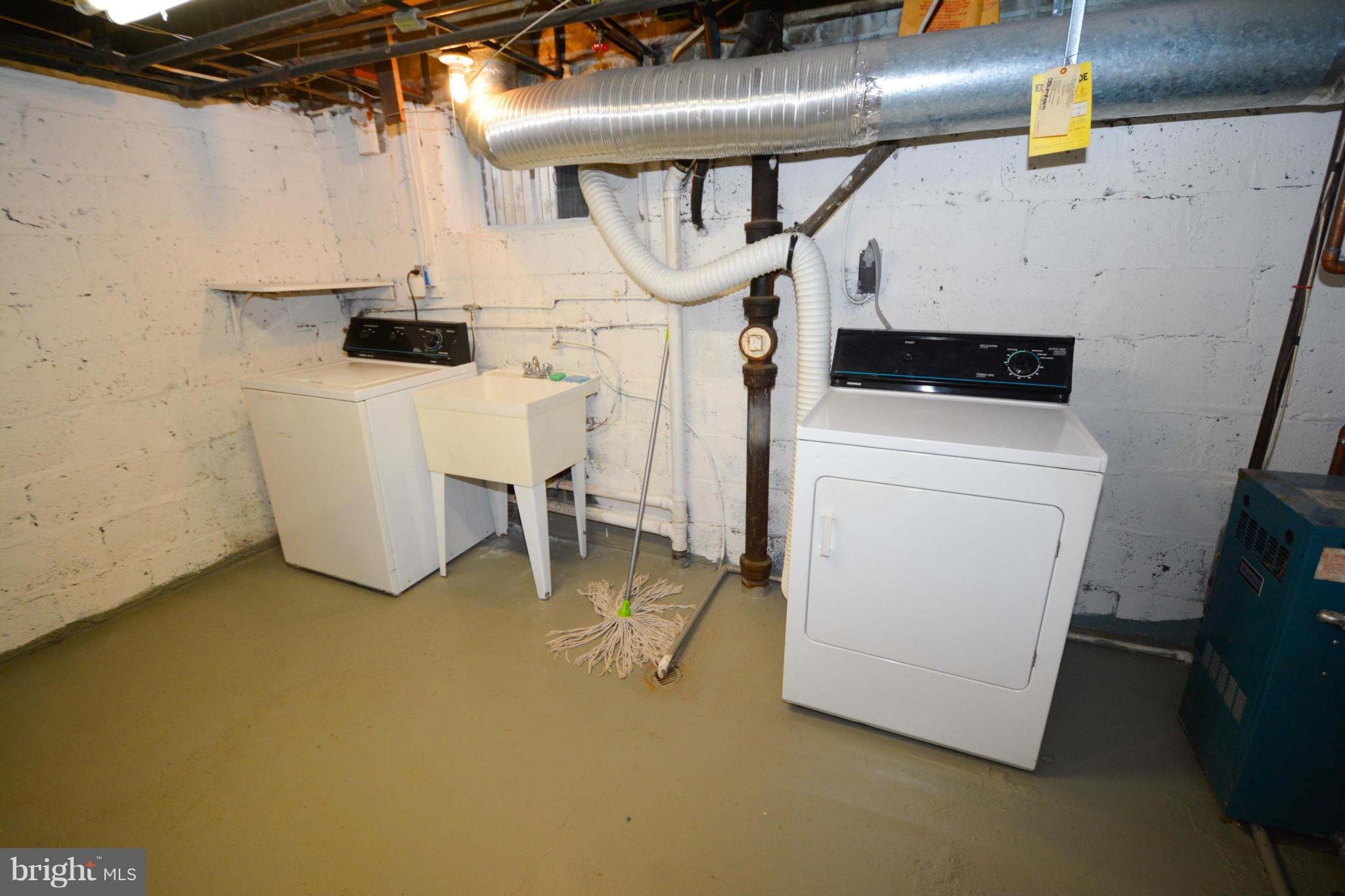 OLD TOWN ALEXANDRIA - Residential