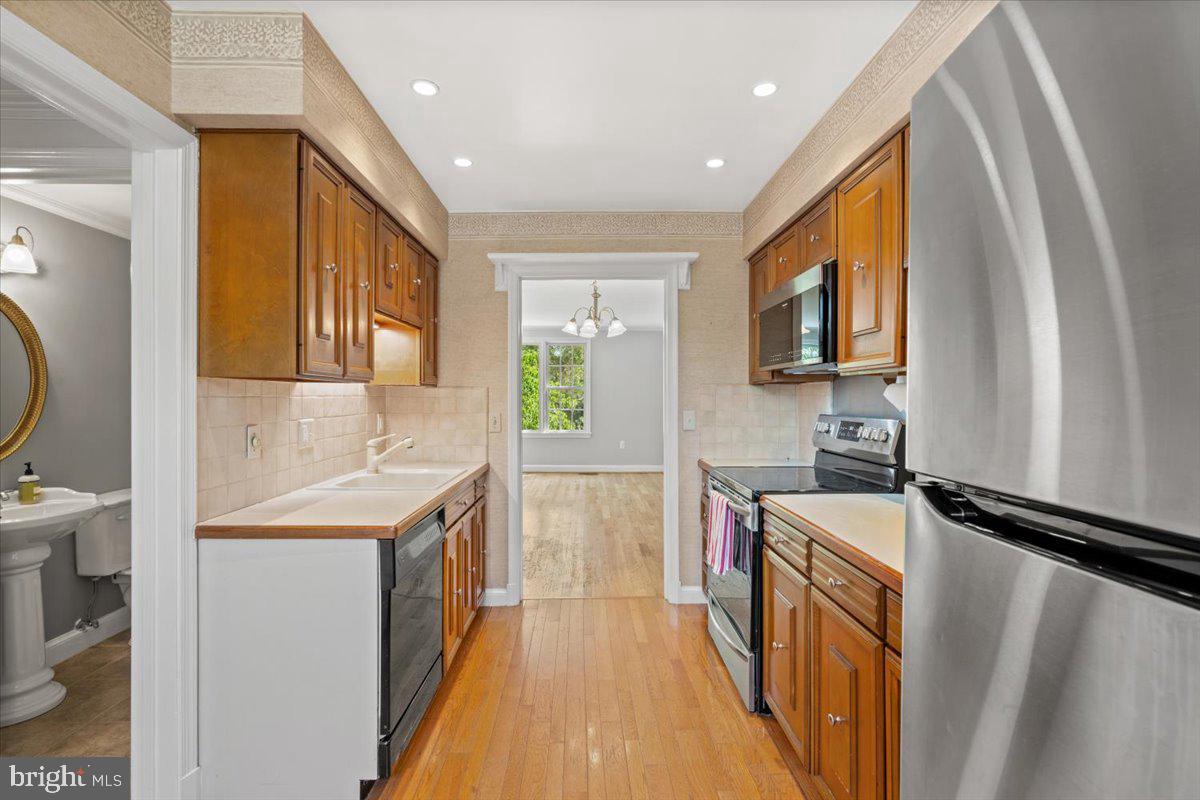 6336 OLDE TOWNE COURT
