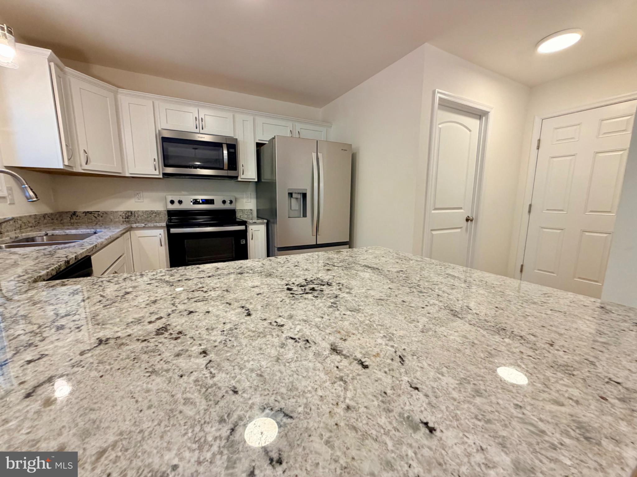 12256 AUTUMN RIDGE LANE