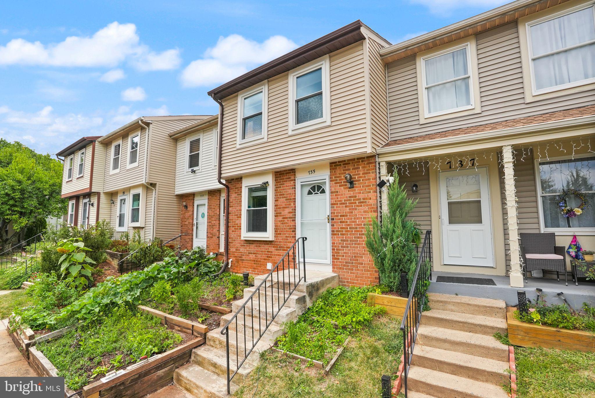 HUNINGTON RIDGE - Residential