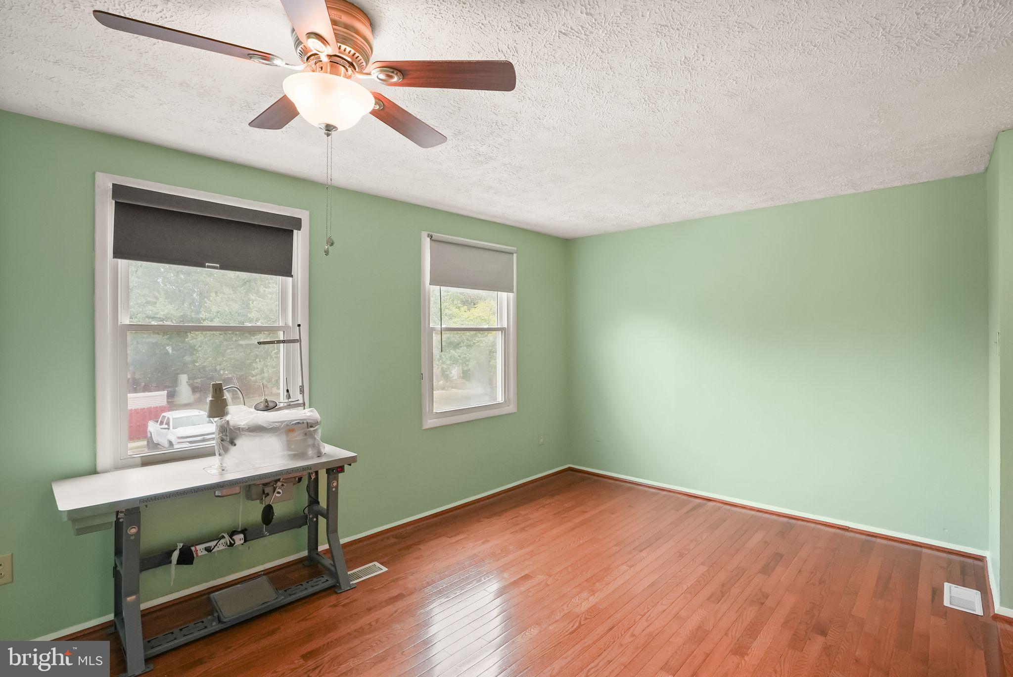 HUNINGTON RIDGE - Residential