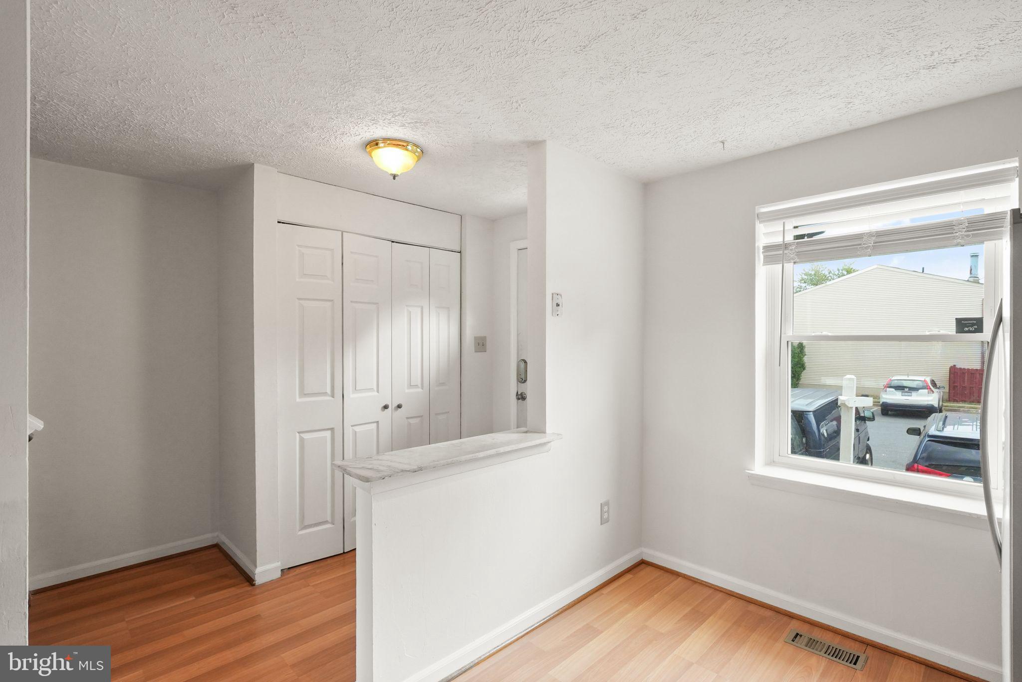 HUNINGTON RIDGE - Residential