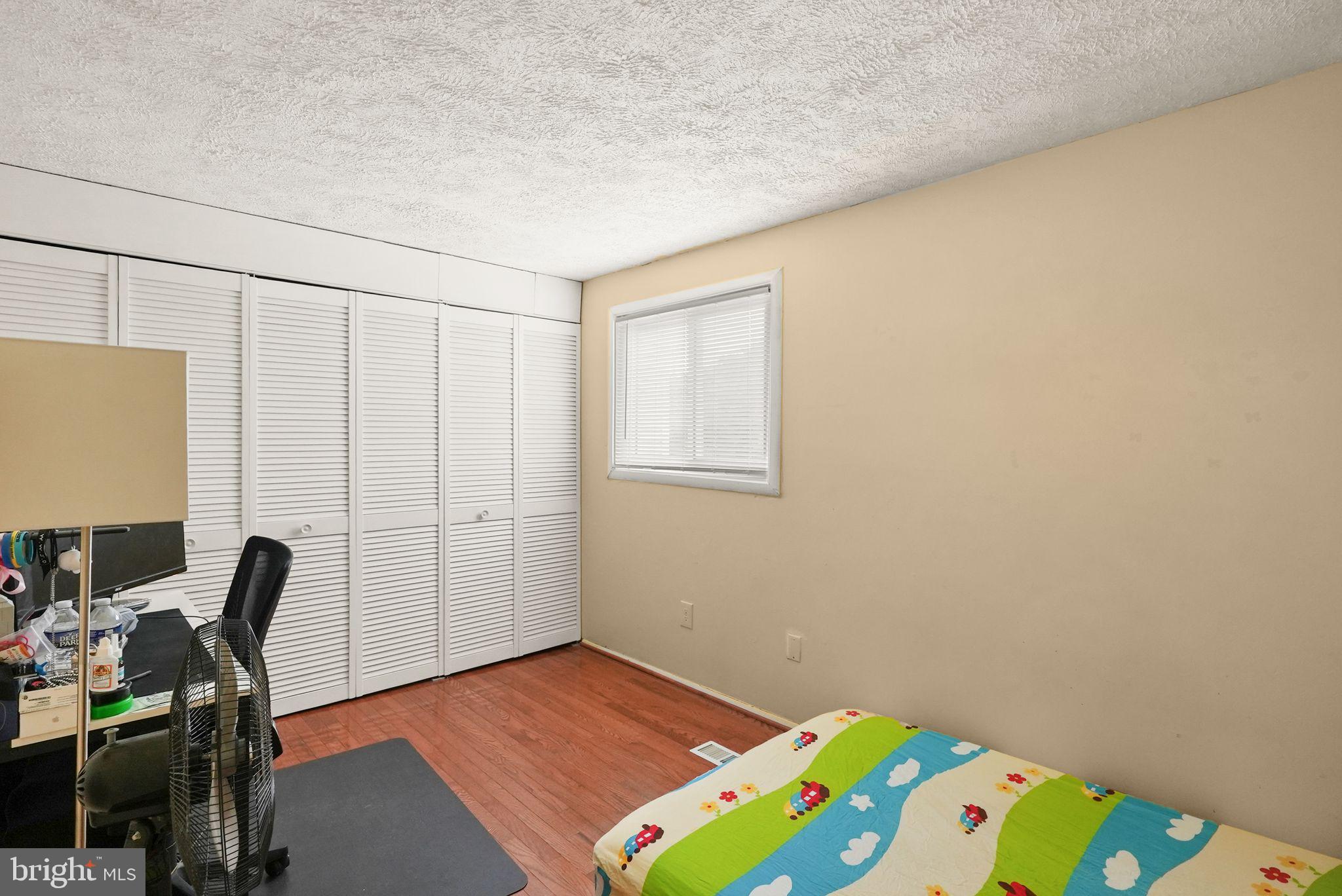 HUNINGTON RIDGE - Residential