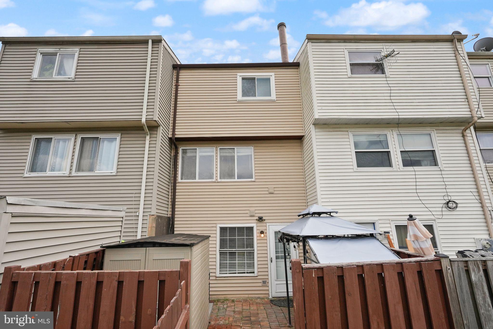 HUNINGTON RIDGE - Residential