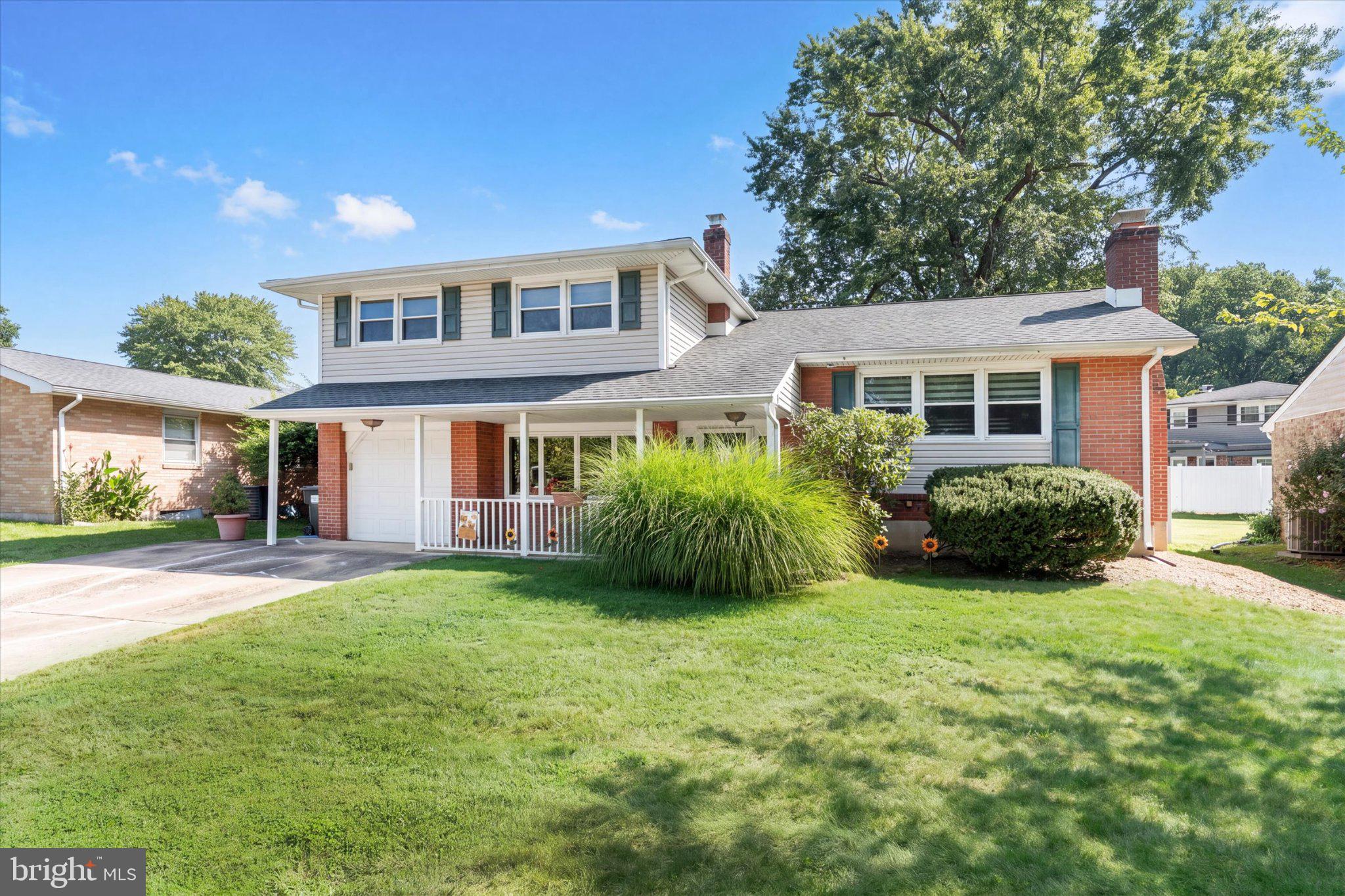 2617 WHITMAN DRIVE