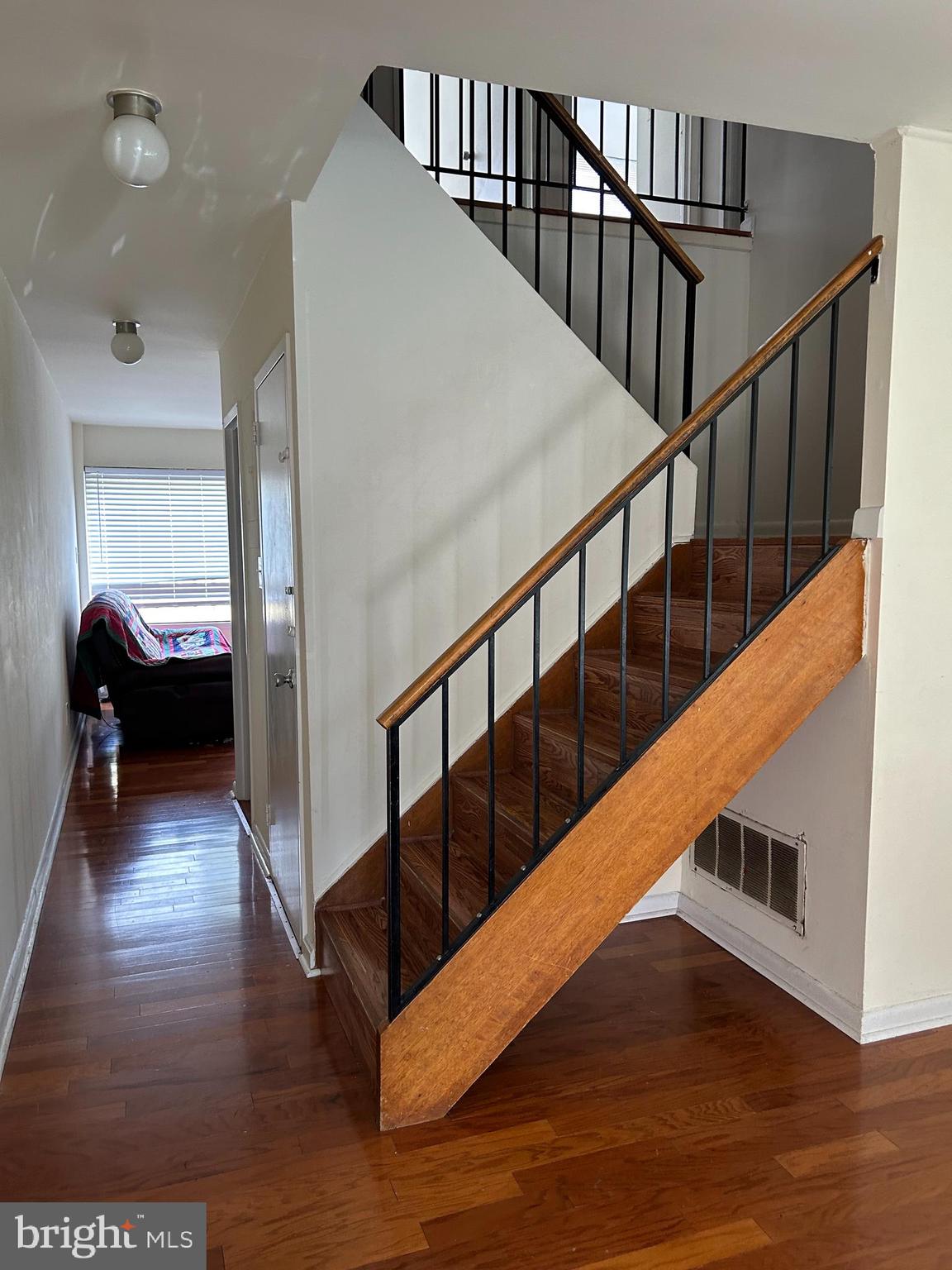 DULLES PARK TOWNHOUSES - Residential Lease